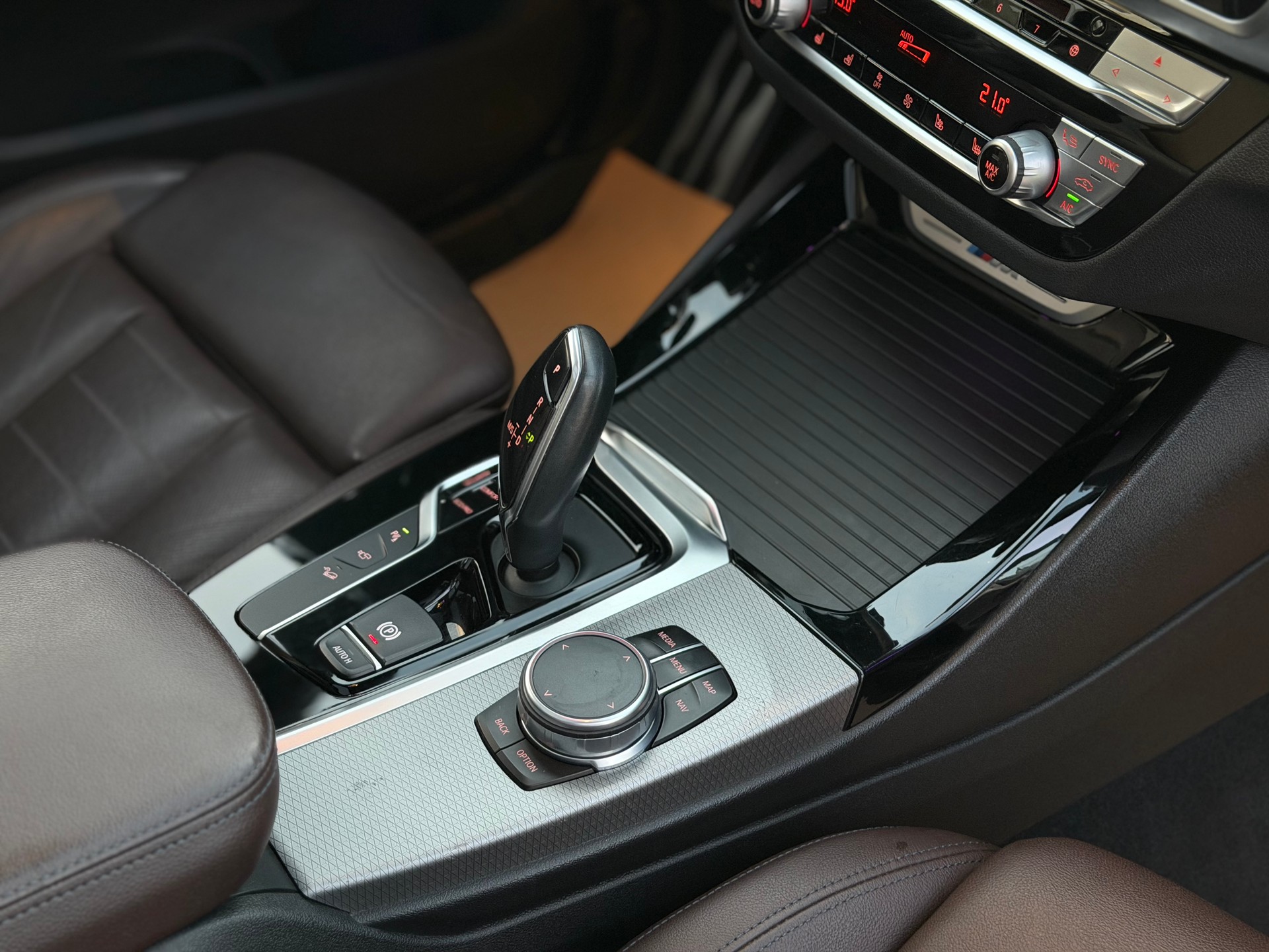 BMW X3 xDrive M40i Steptronic-image-19