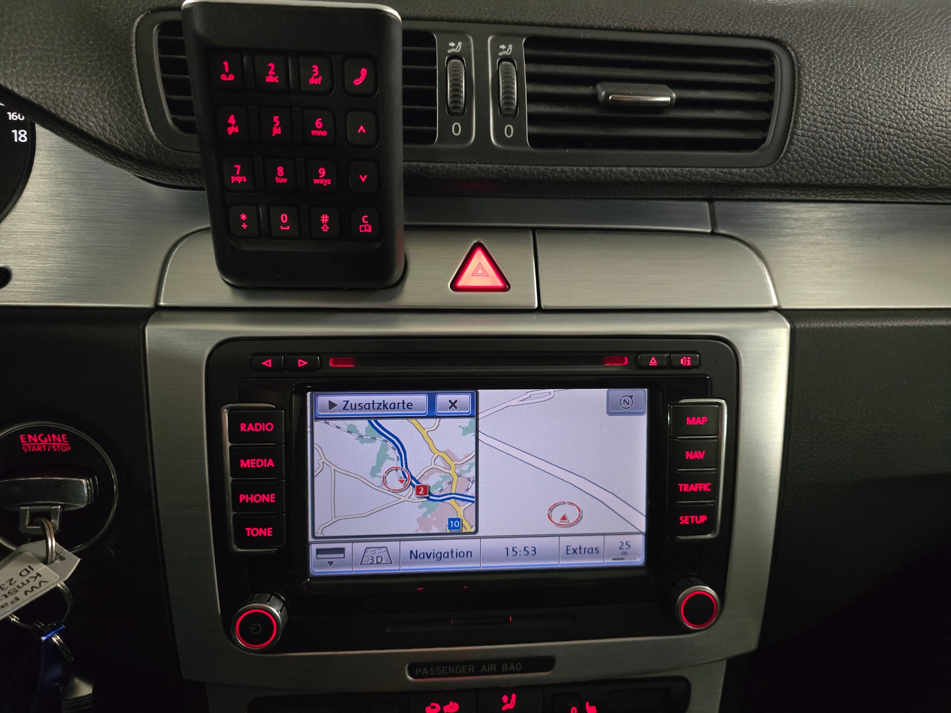 VW Passat Variant 2.0 TDI Highline DSG-image-12