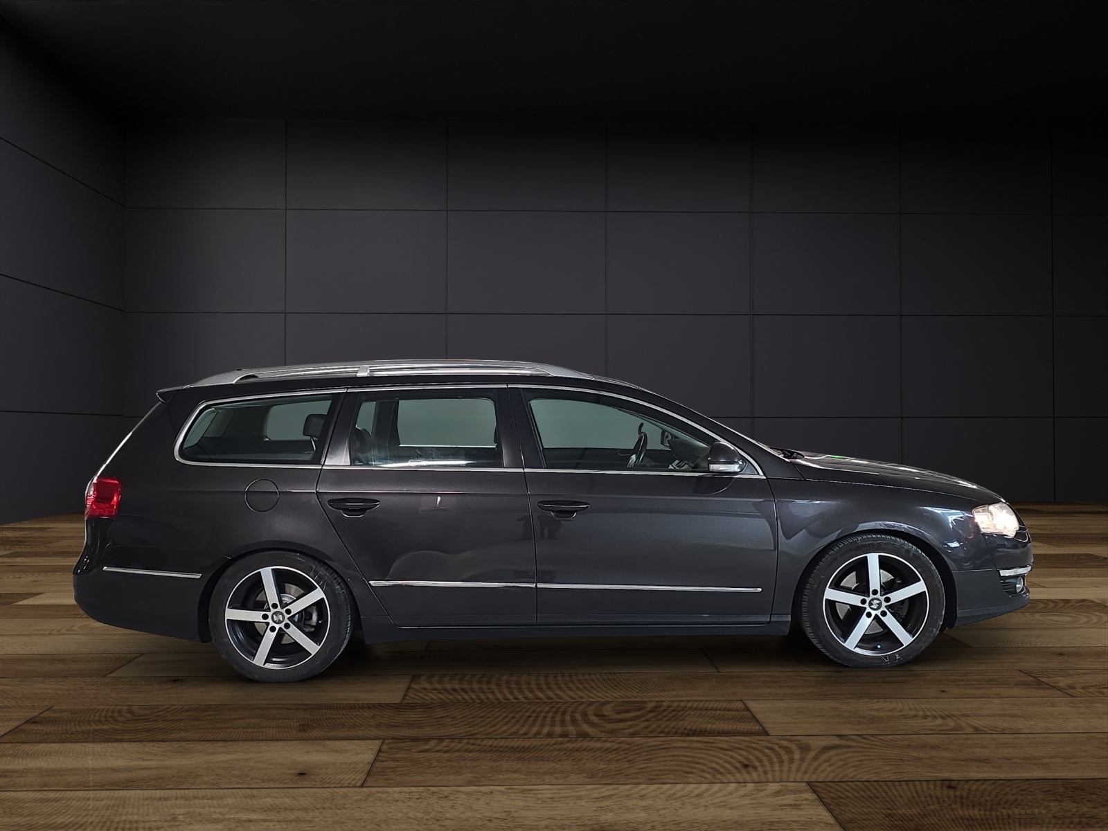 VW Passat Variant 2.0 TDI Highline DSG-image-4