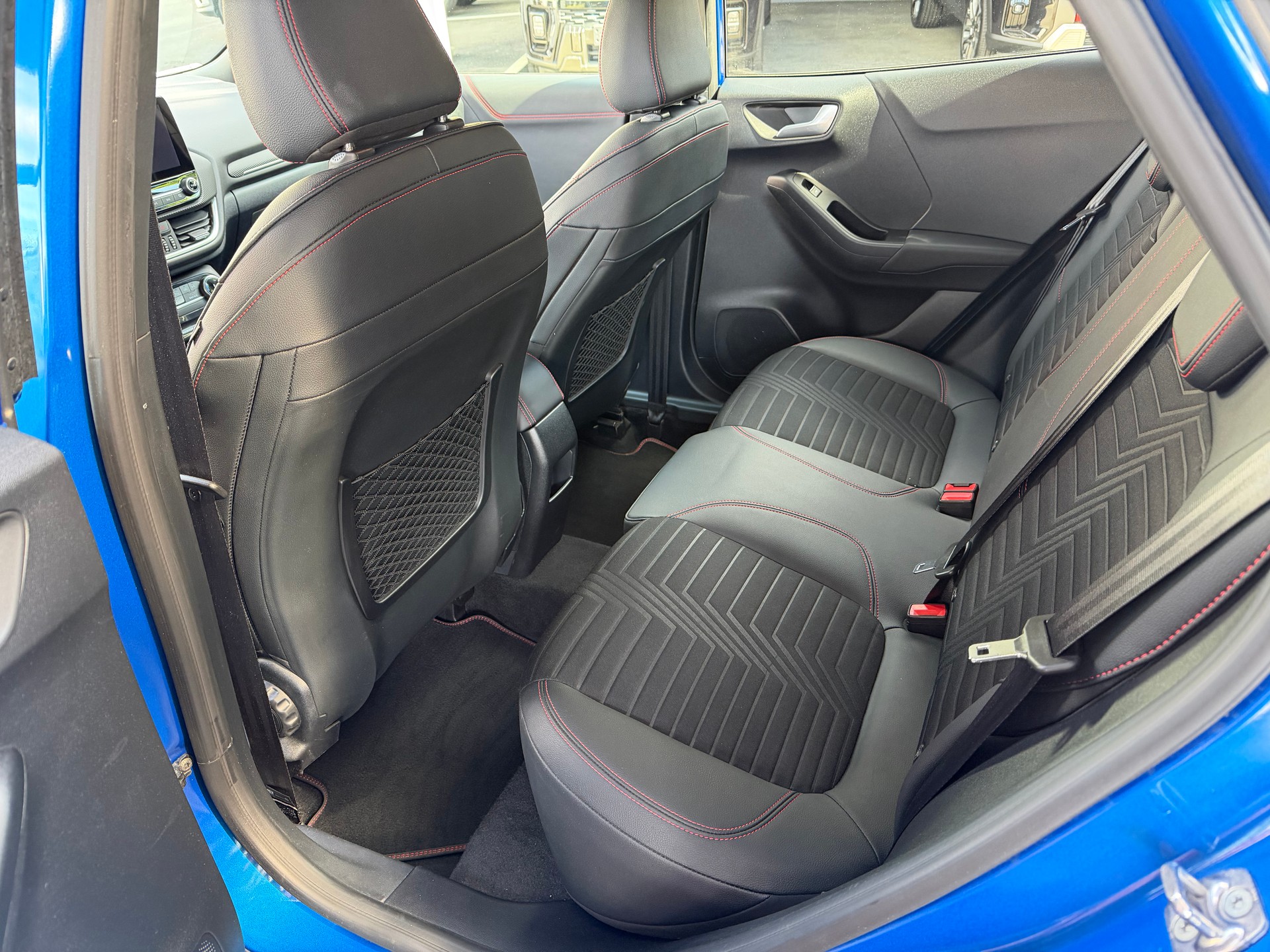 FORD Puma 1.0 MHEV ST-Line X-image-10