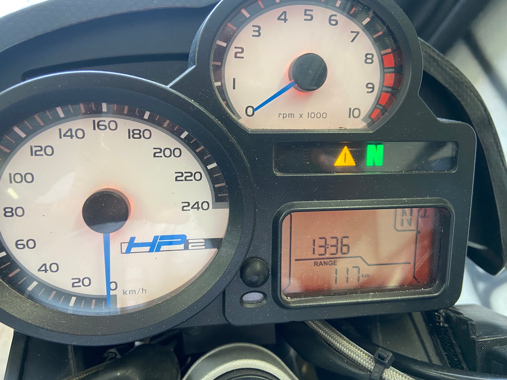 BMW HP2 Megamoto 1200-image-7