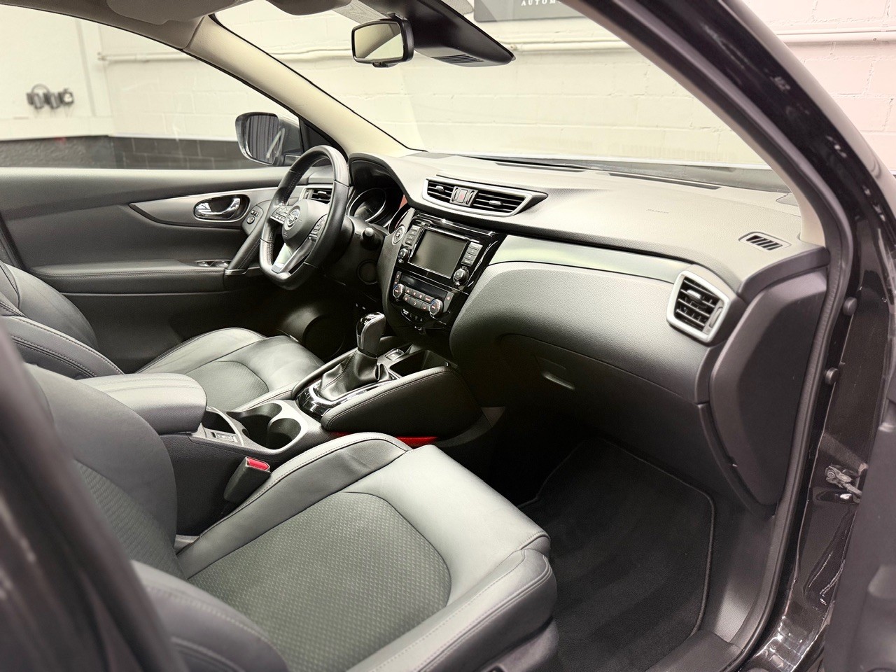 NISSAN Qashqai 1.7 dCi tekna Xtronic ALL-MODE 4x4 | 360° Kamera | Panoramadach | Leder-image-22