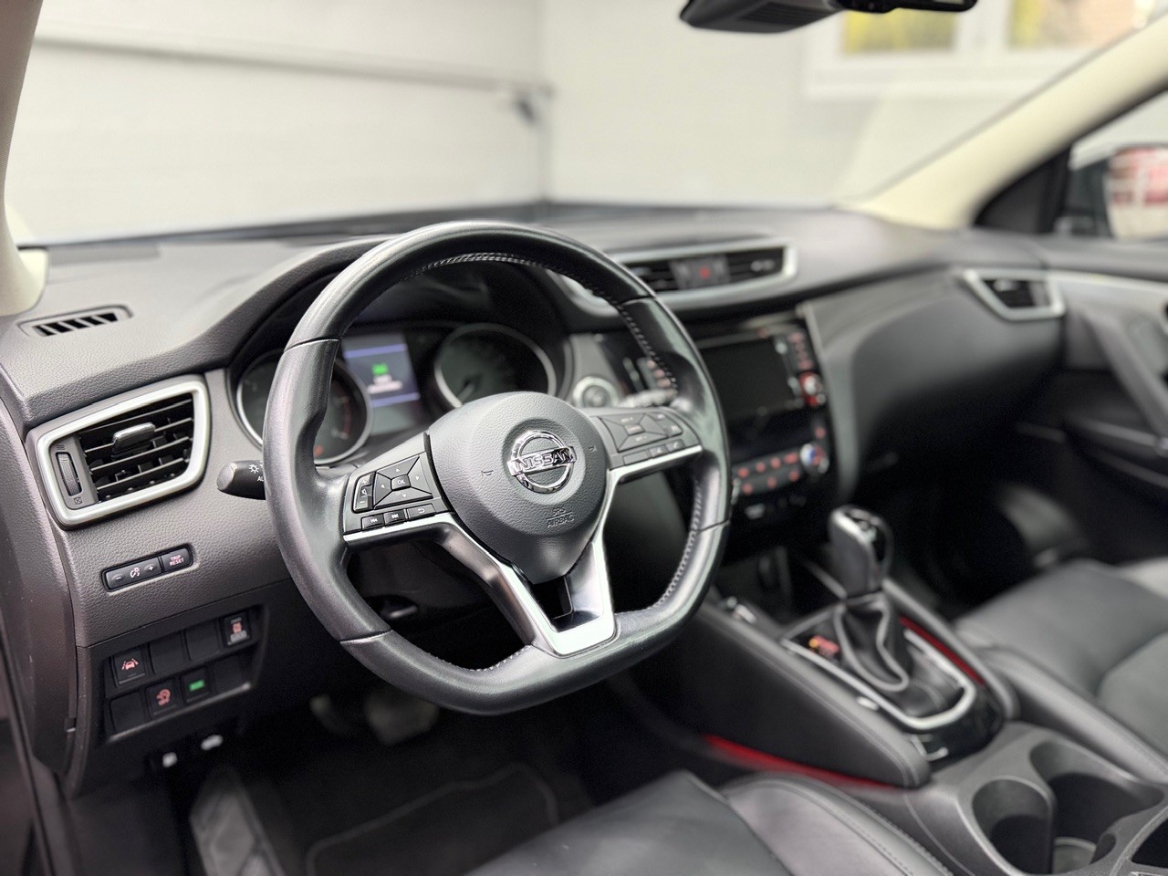 NISSAN Qashqai 1.7 dCi tekna Xtronic ALL-MODE 4x4 | 360° Kamera | Panoramadach | Leder-image-13