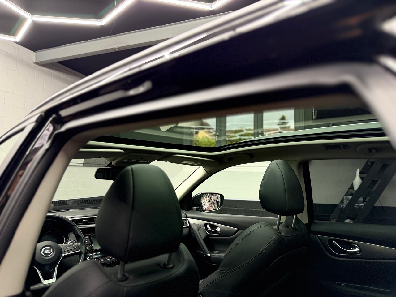 NISSAN Qashqai 1.7 dCi tekna Xtronic ALL-MODE 4x4 | 360° Kamera | Panoramadach | Leder-image-19
