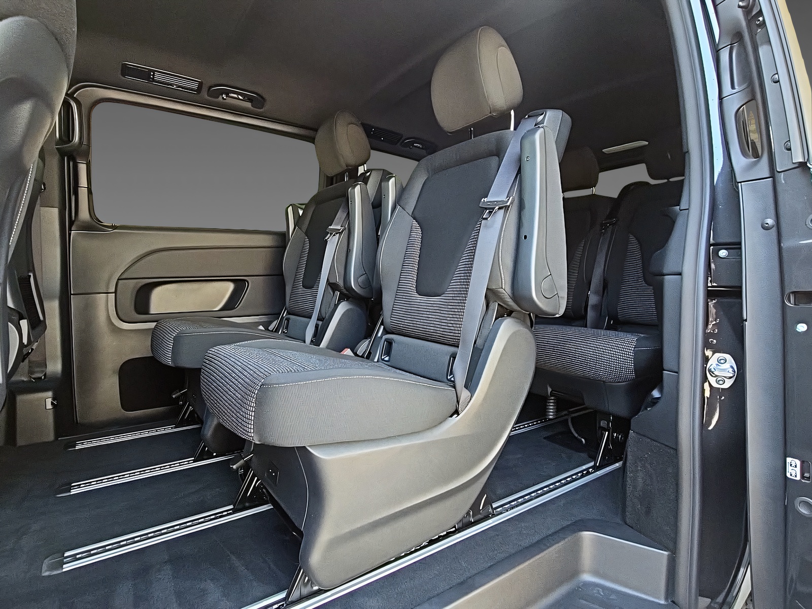 MERCEDES-BENZ V 250 d 4Matic Lang Trend II-image-9
