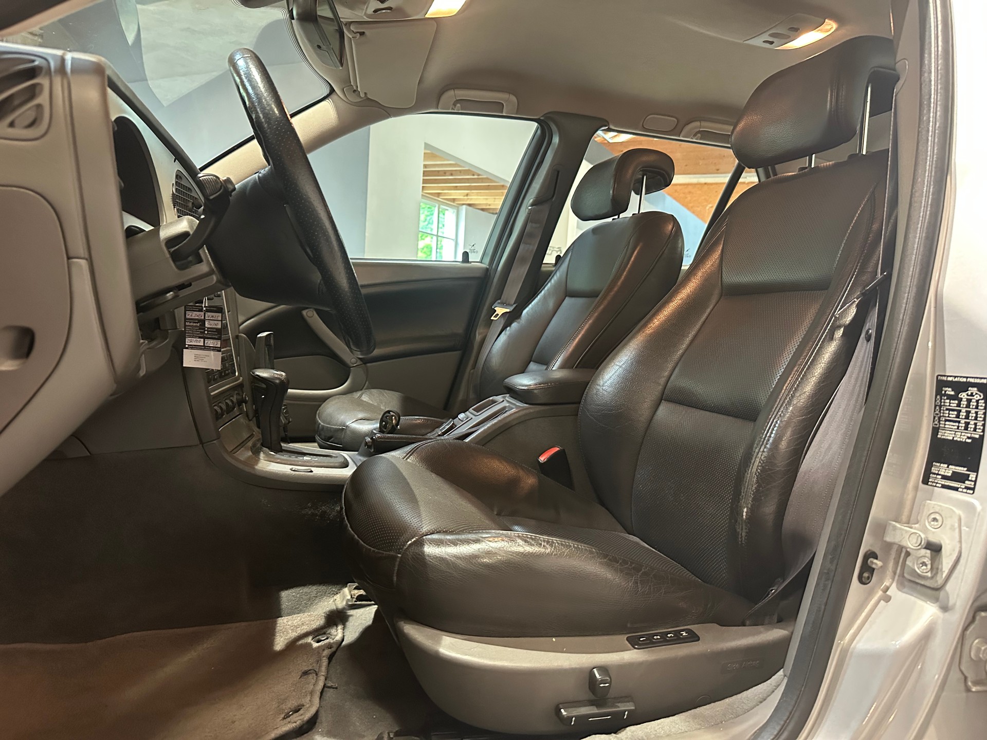 SAAB 9-5 2.3T Aero Aut. / Frisch ab MFK und Service/8 x Aluräder-image-10