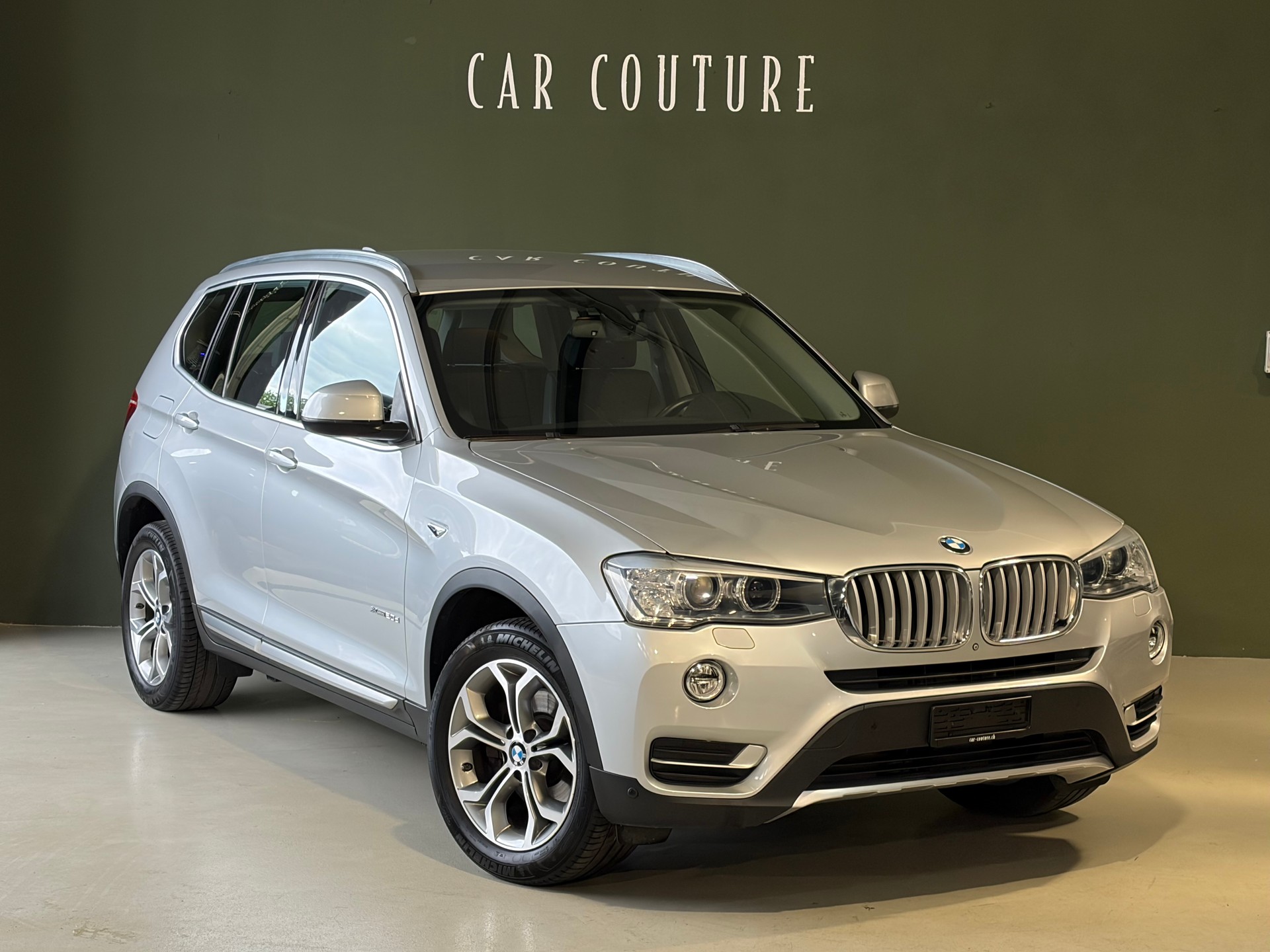 BMW X3 xDrive 20d xLine Steptronic ***CH-Fahrzeug***-showroom-element-3