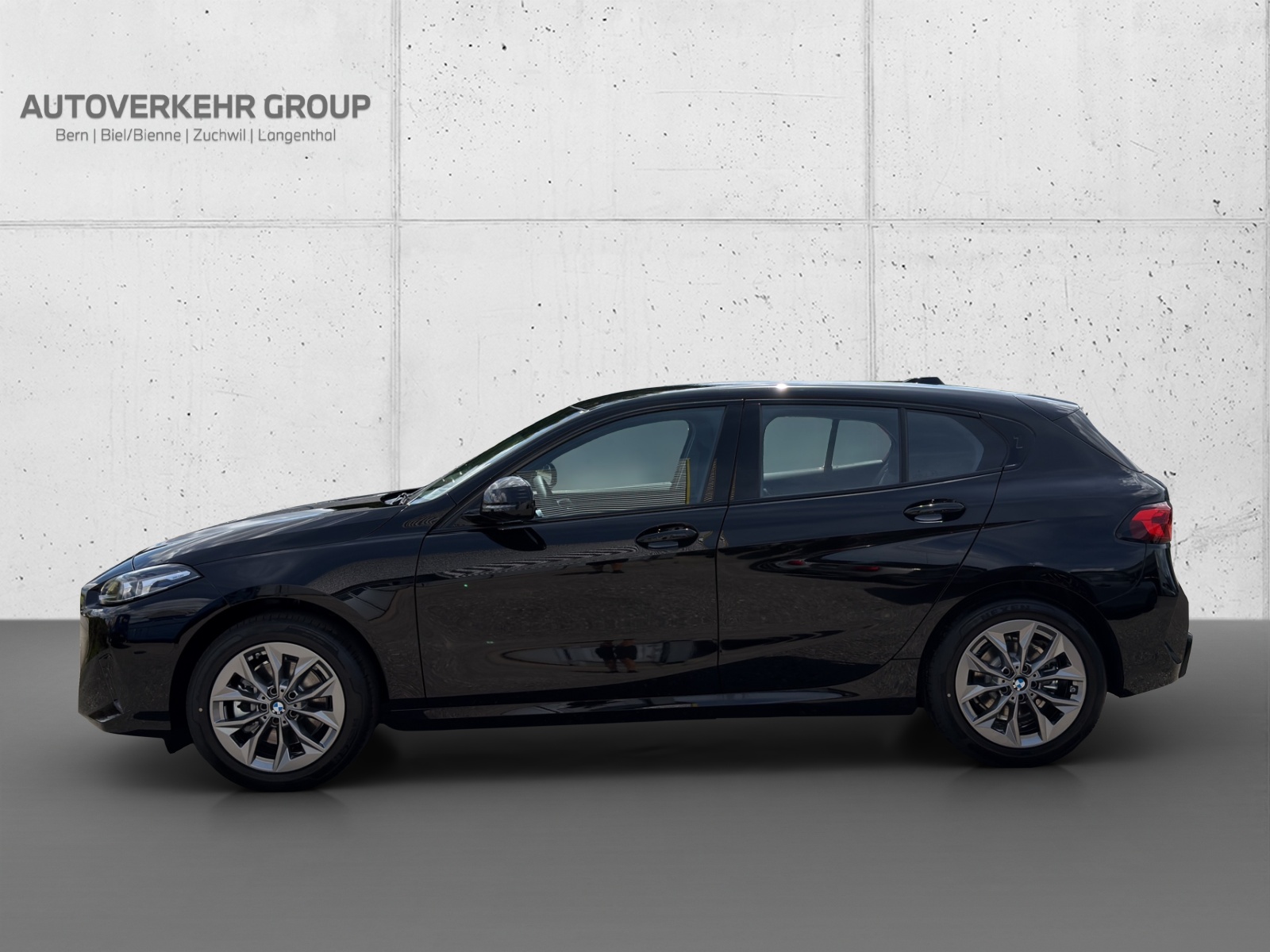BMW 116 Steptronic-showroom-element-1