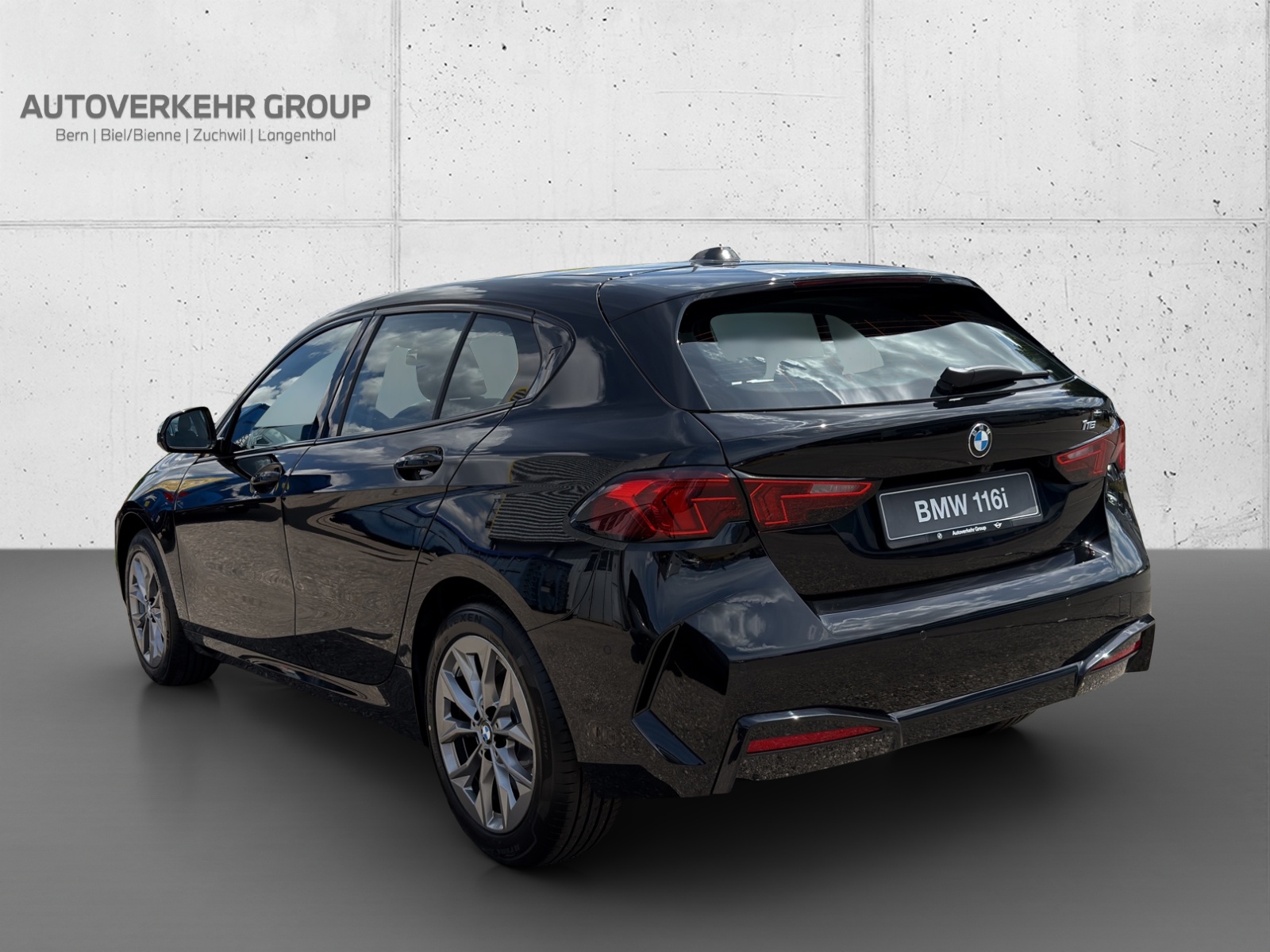 BMW 116 Steptronic-showroom-element-2