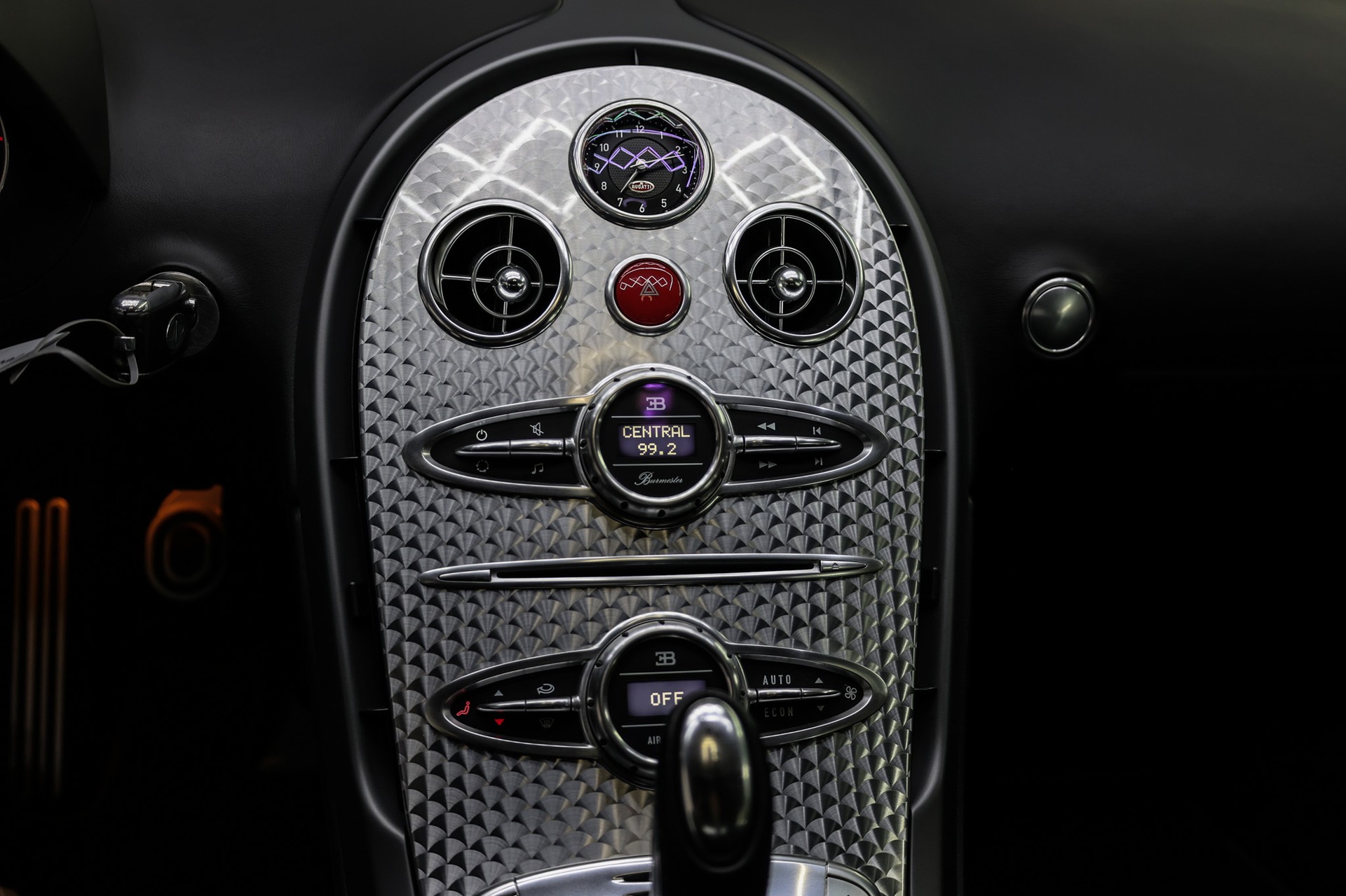BUGATTI Veyron 16.4-image-40