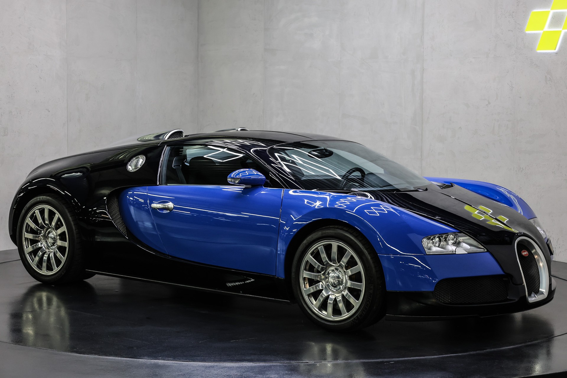 BUGATTI Veyron 16.4-image-21