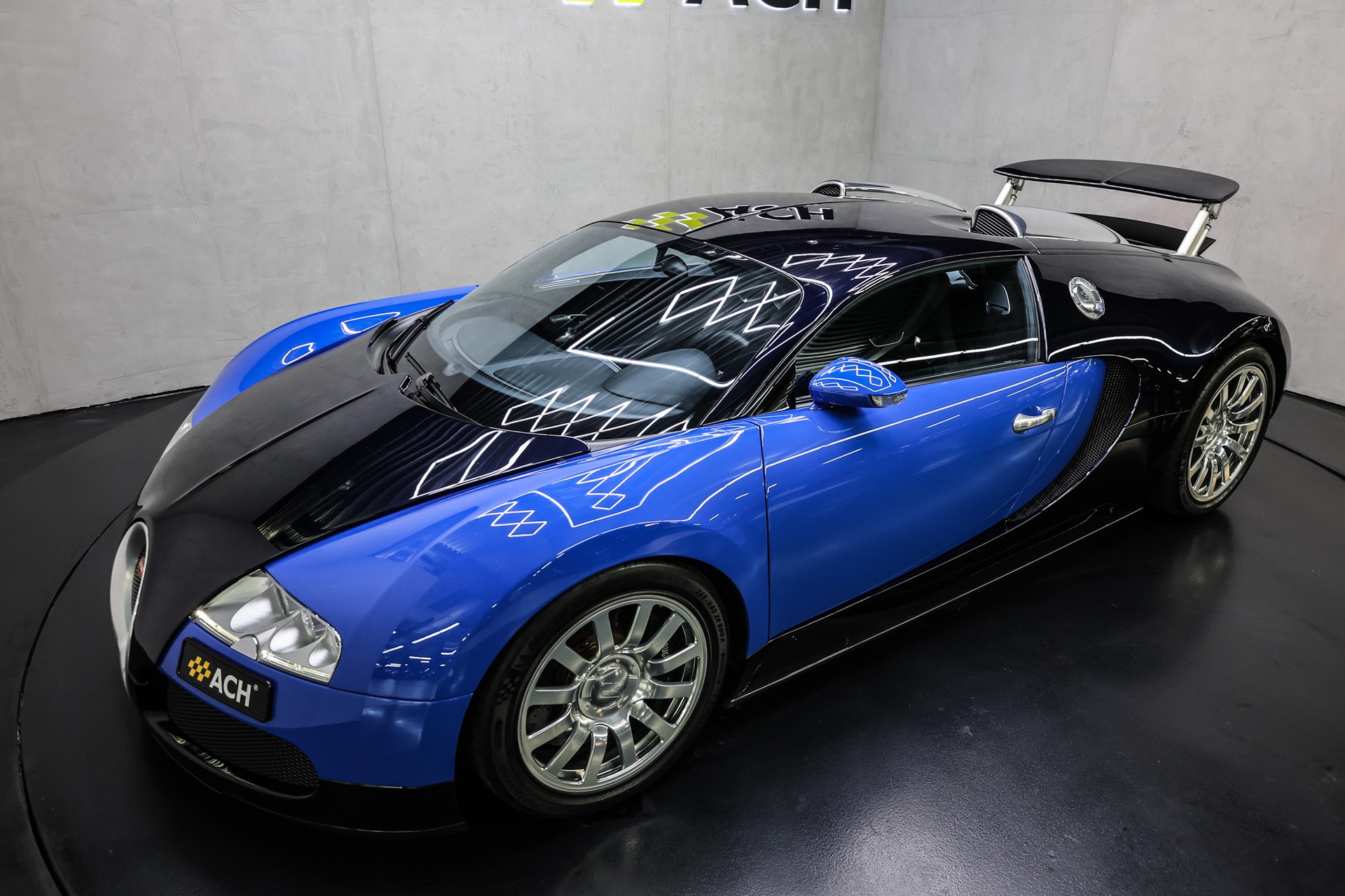 BUGATTI Veyron 16.4-image-15