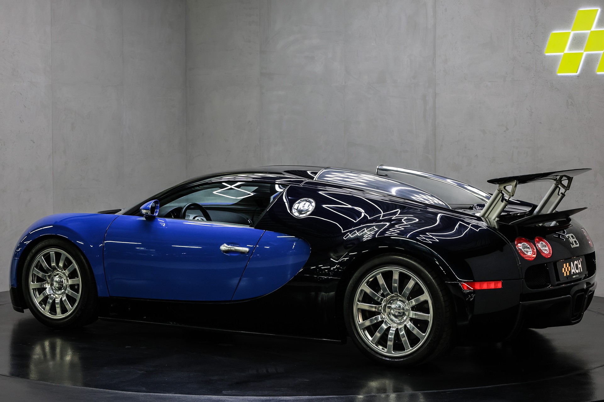 BUGATTI Veyron 16.4-image-8