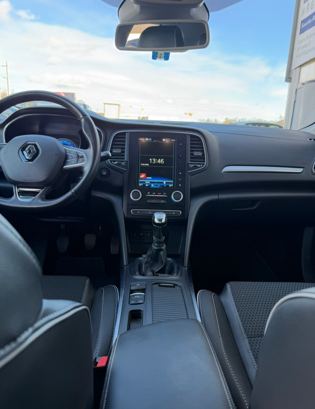 RENAULT Mégane 1.2 16V Turbo Bose-image-13
