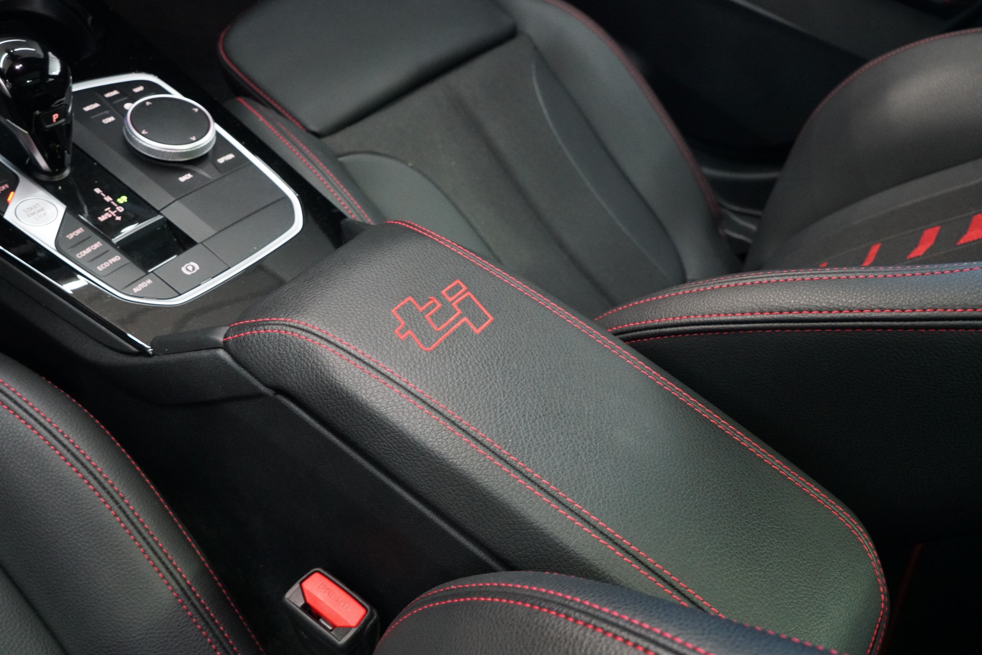 BMW 128ti M Sport Pro Steptronic Individual Lackierung-image-20