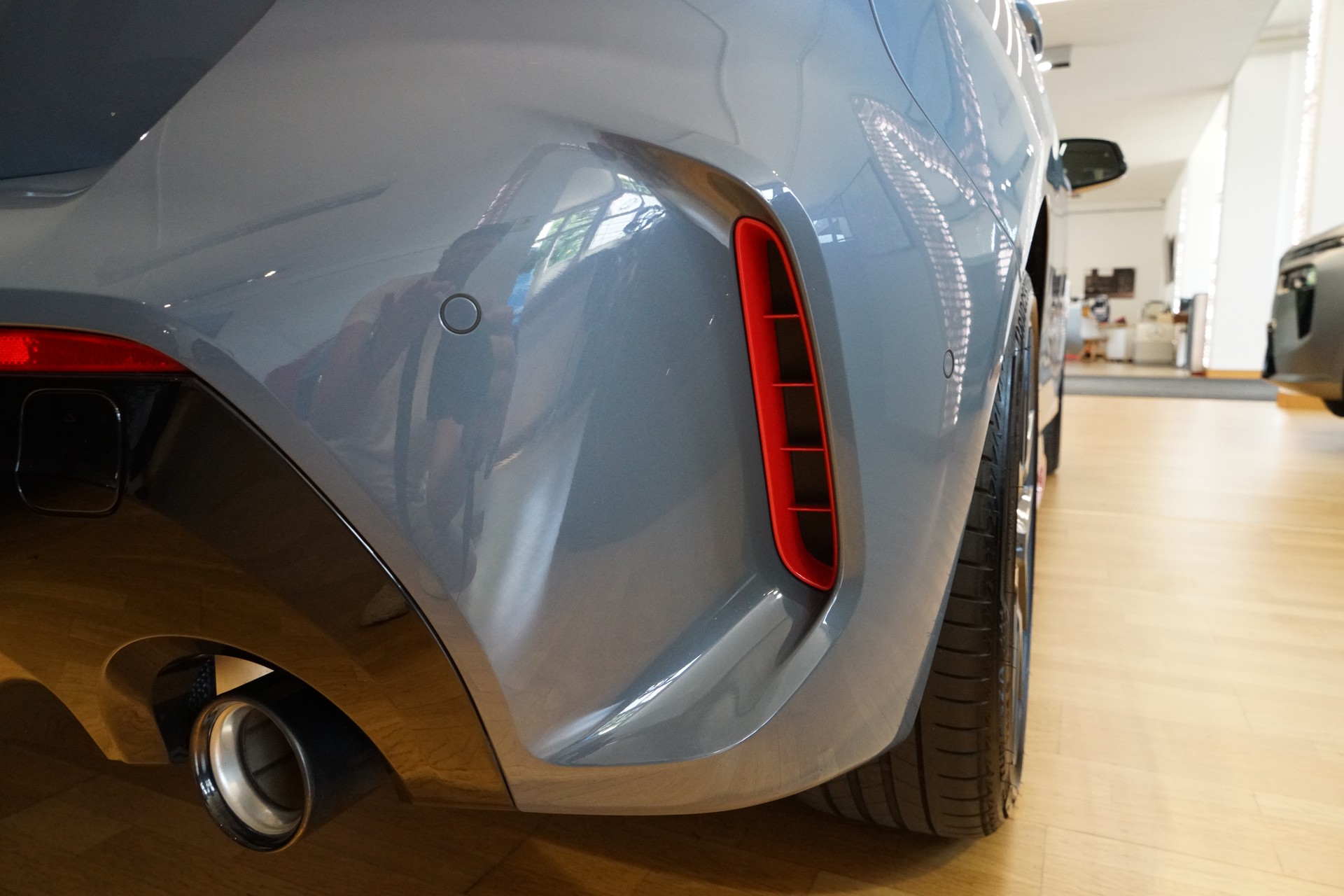 BMW 128ti M Sport Pro Steptronic Individual Lackierung-image-10