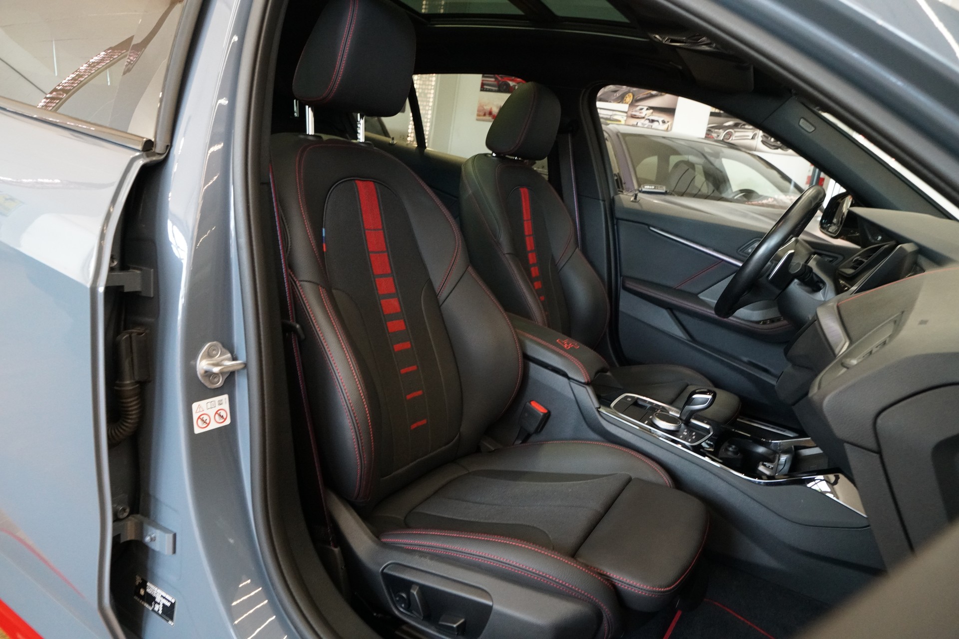 BMW 128ti M Sport Pro Steptronic Individual Lackierung-image-24