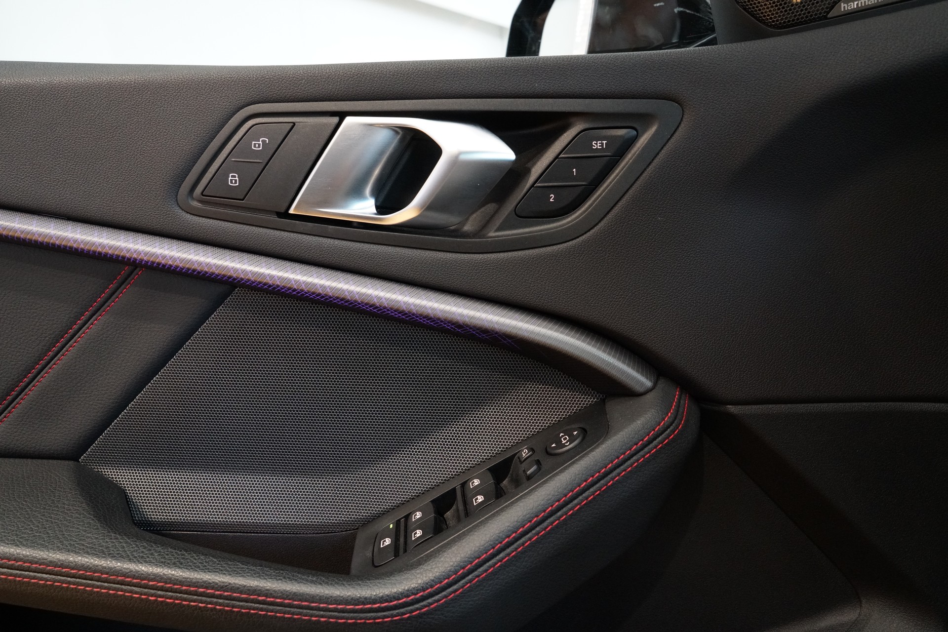 BMW 128ti M Sport Pro Steptronic Individual Lackierung-image-21