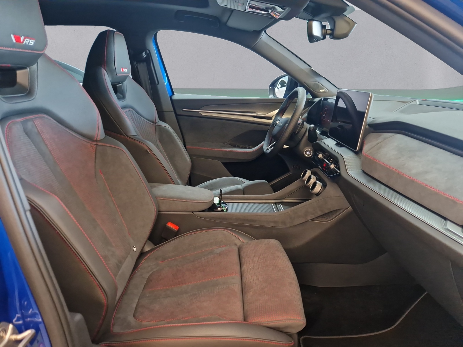 SKODA Kodiaq 2.0 TSI RS 4x4-image-10