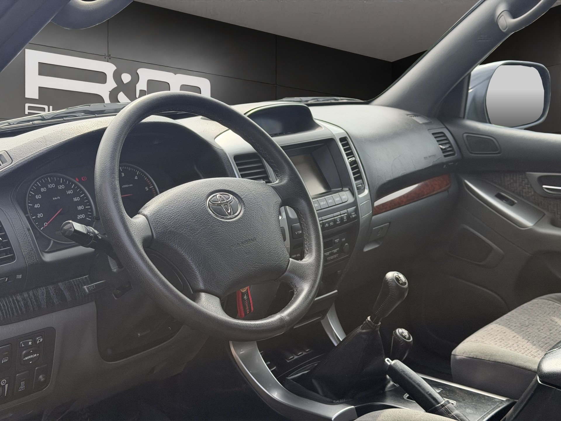 TOYOTA Land Cruiser 3.0 TD Linea Luna-image-8