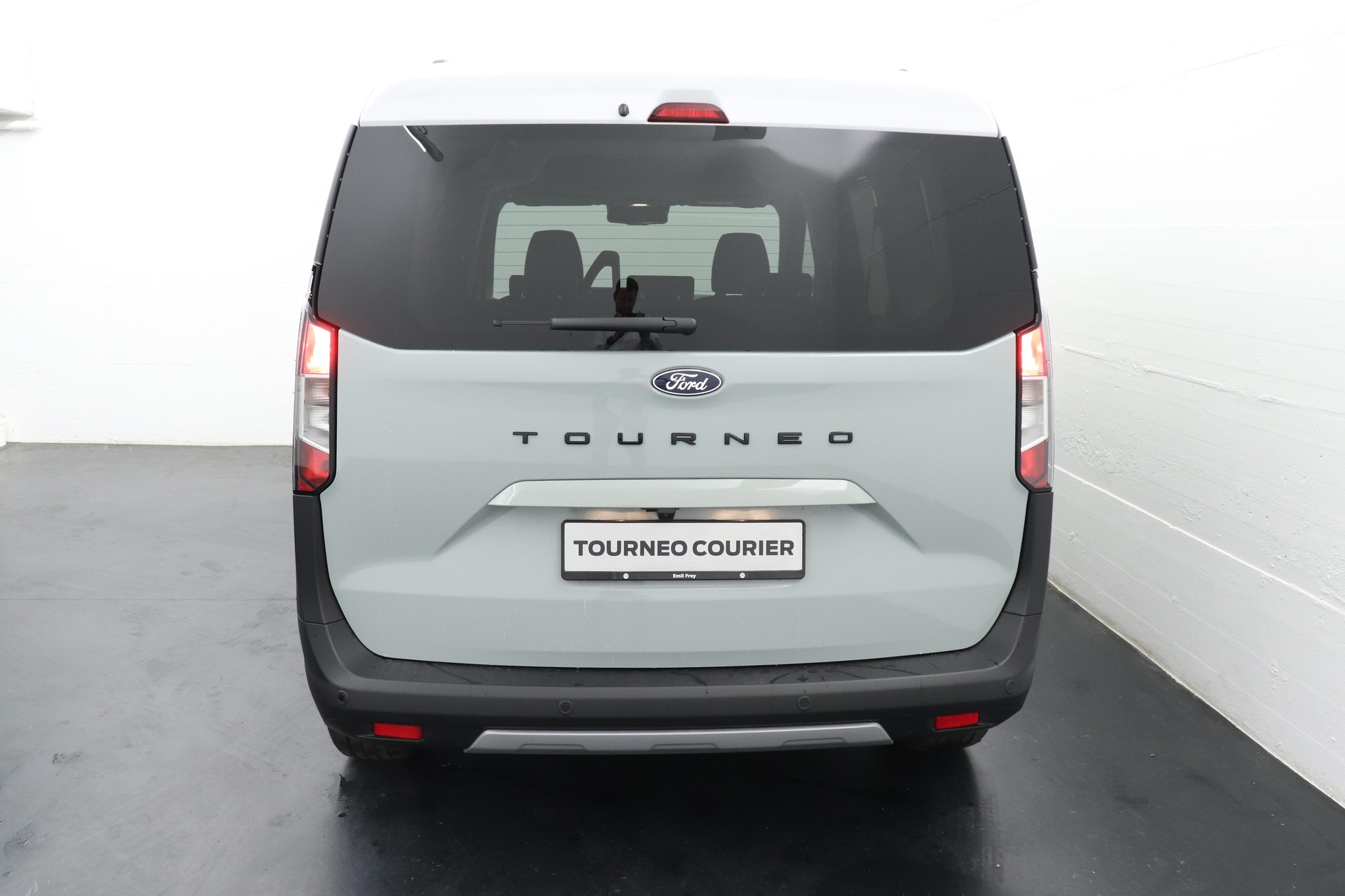 FORD Tourneo Courier 1.0 EcoBoost Active-image-14