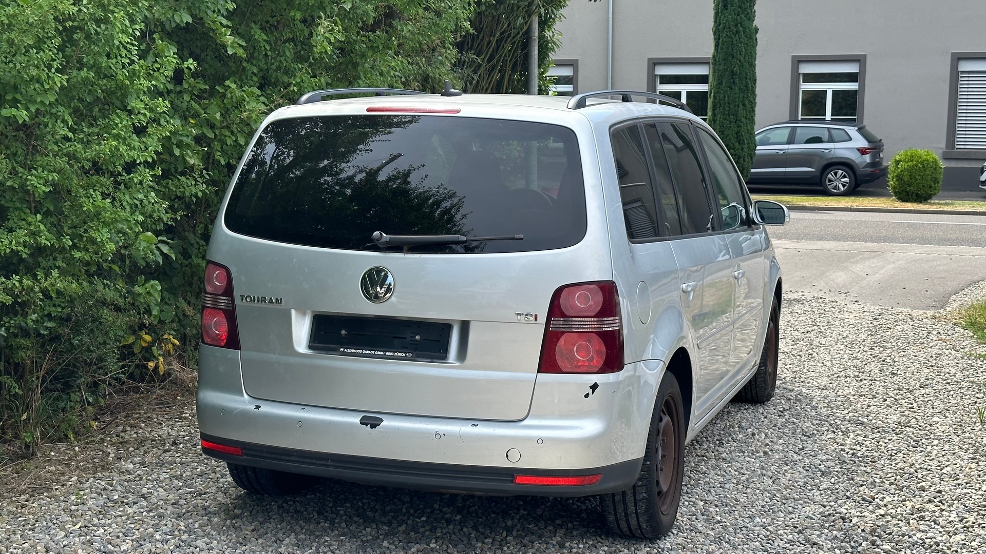VW Touran 1.4 TSI Trendline-image-3