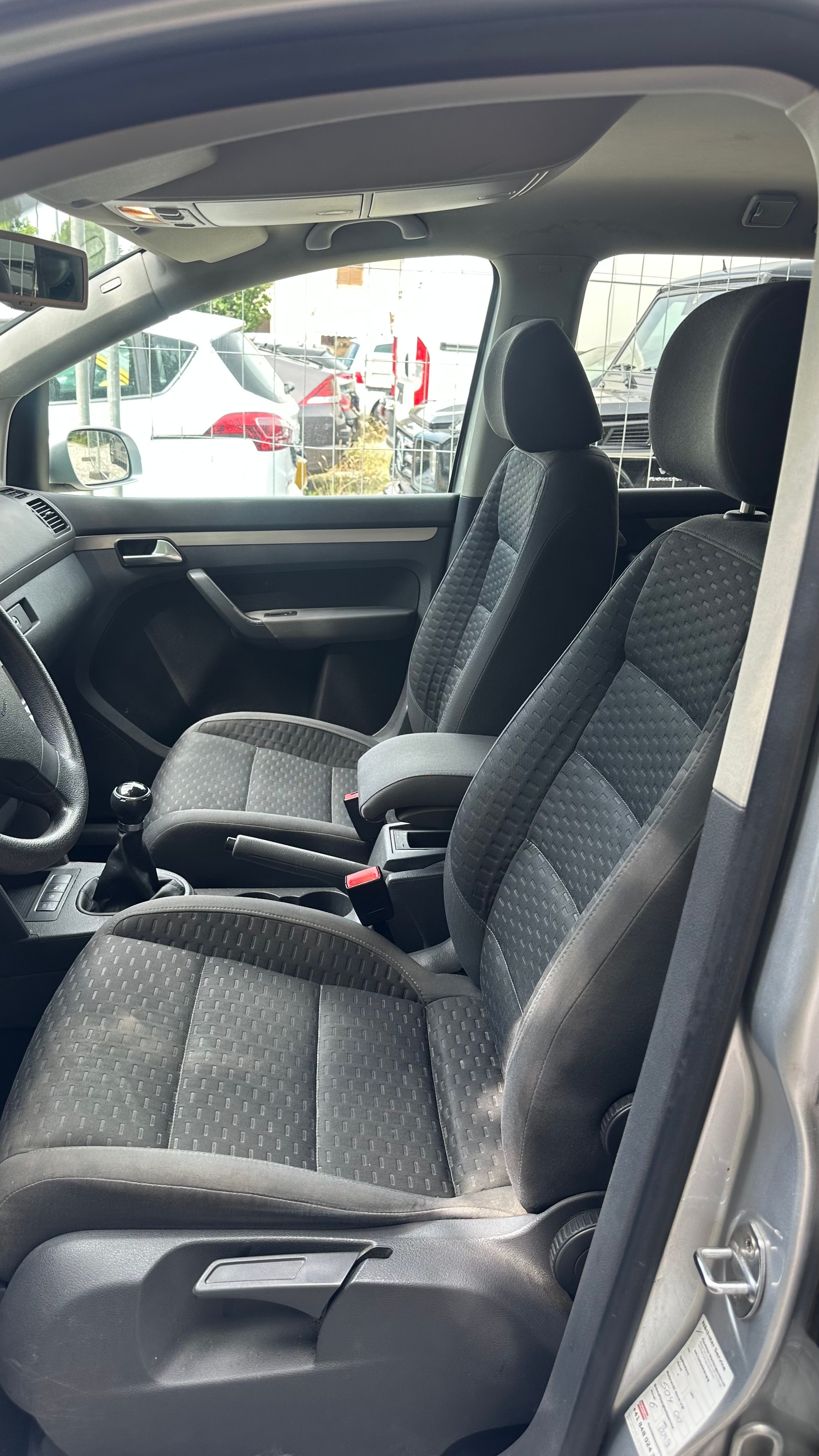 VW Touran 1.4 TSI Trendline-image-7