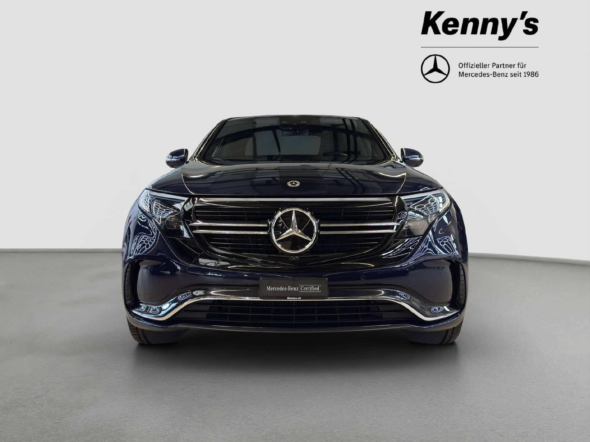 MERCEDES-BENZ EQC 400 AMG Line 4MATIC-showroom-element-1