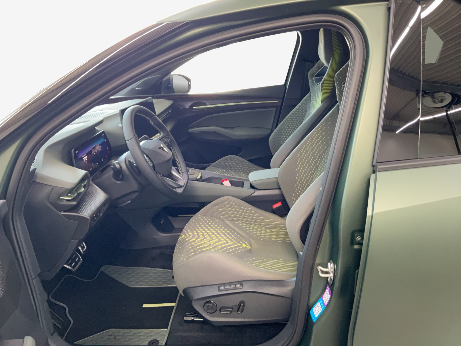 CUPRA Raval 52 kWh VZ Extreme Launch Edition-image-7