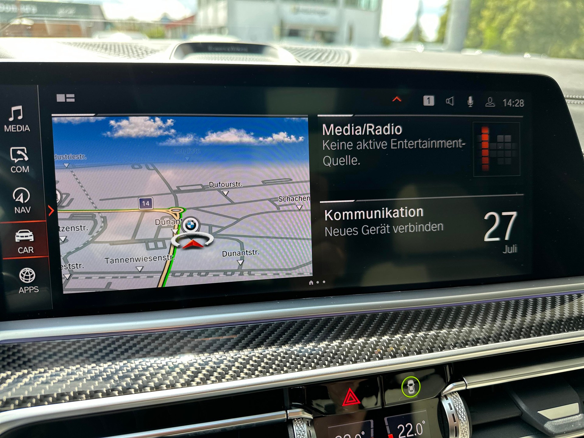 BMW X6 M50i-image-12