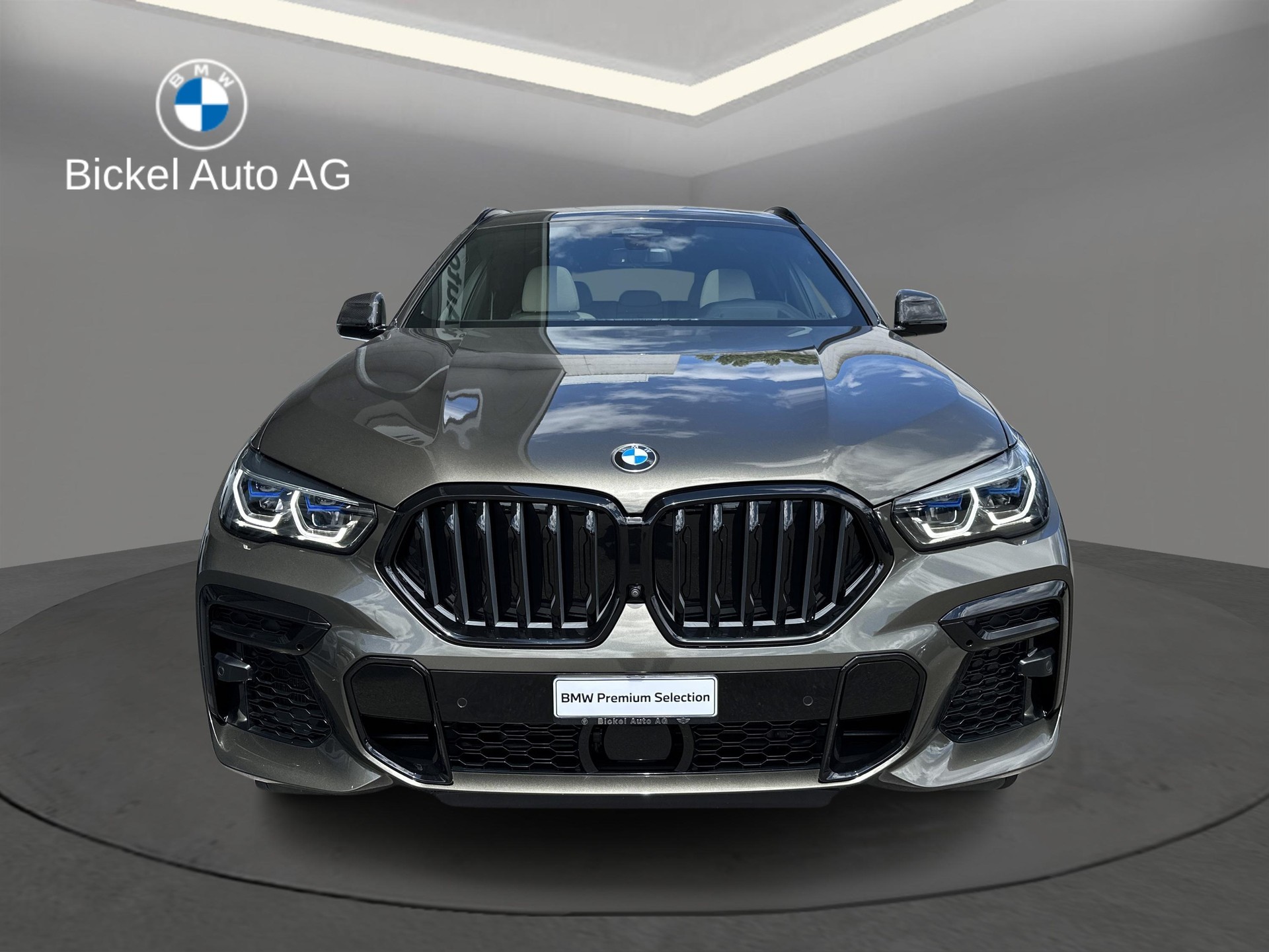 BMW X6 M50i-image-5