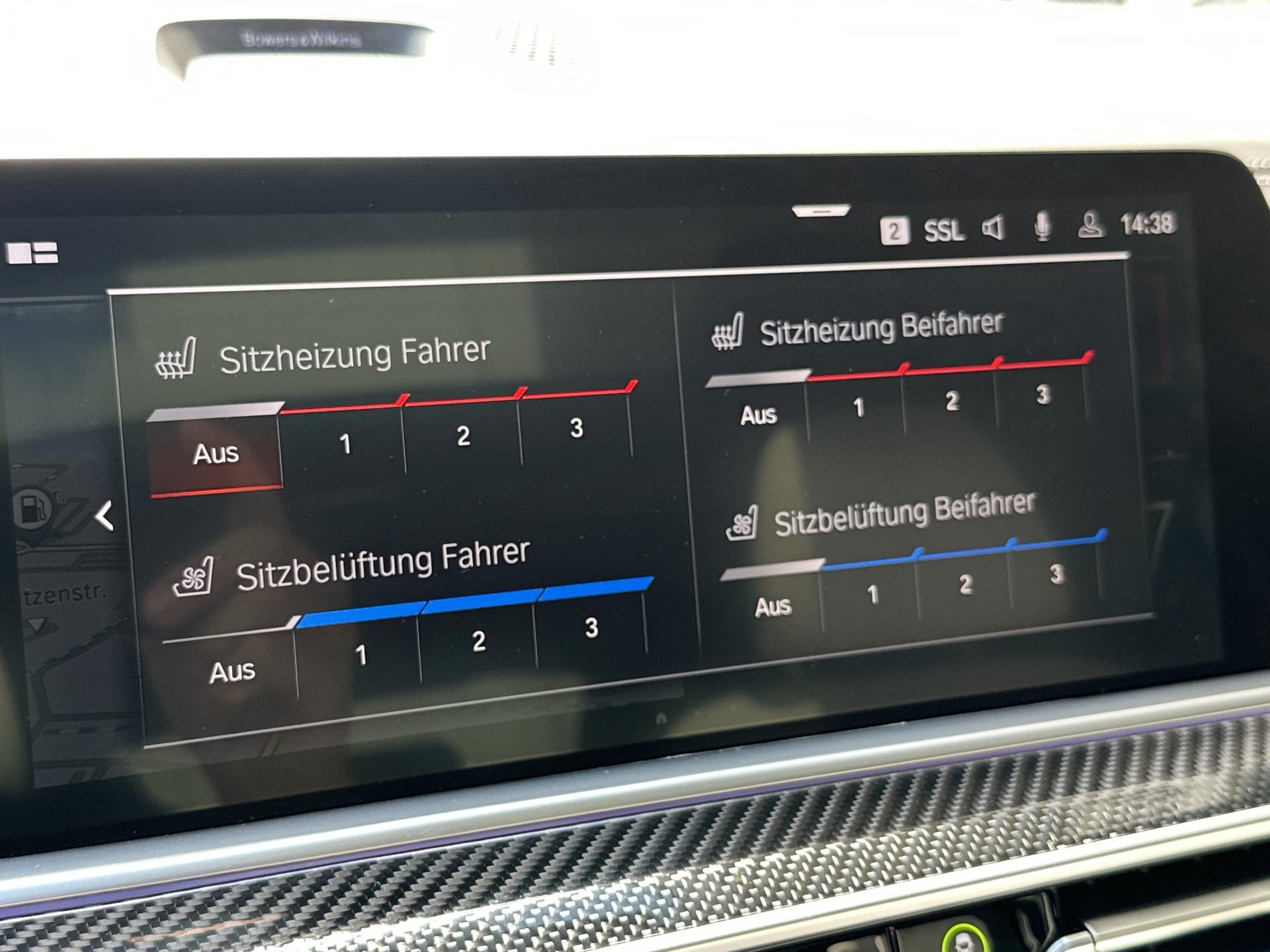 BMW X6 M50i-image-15