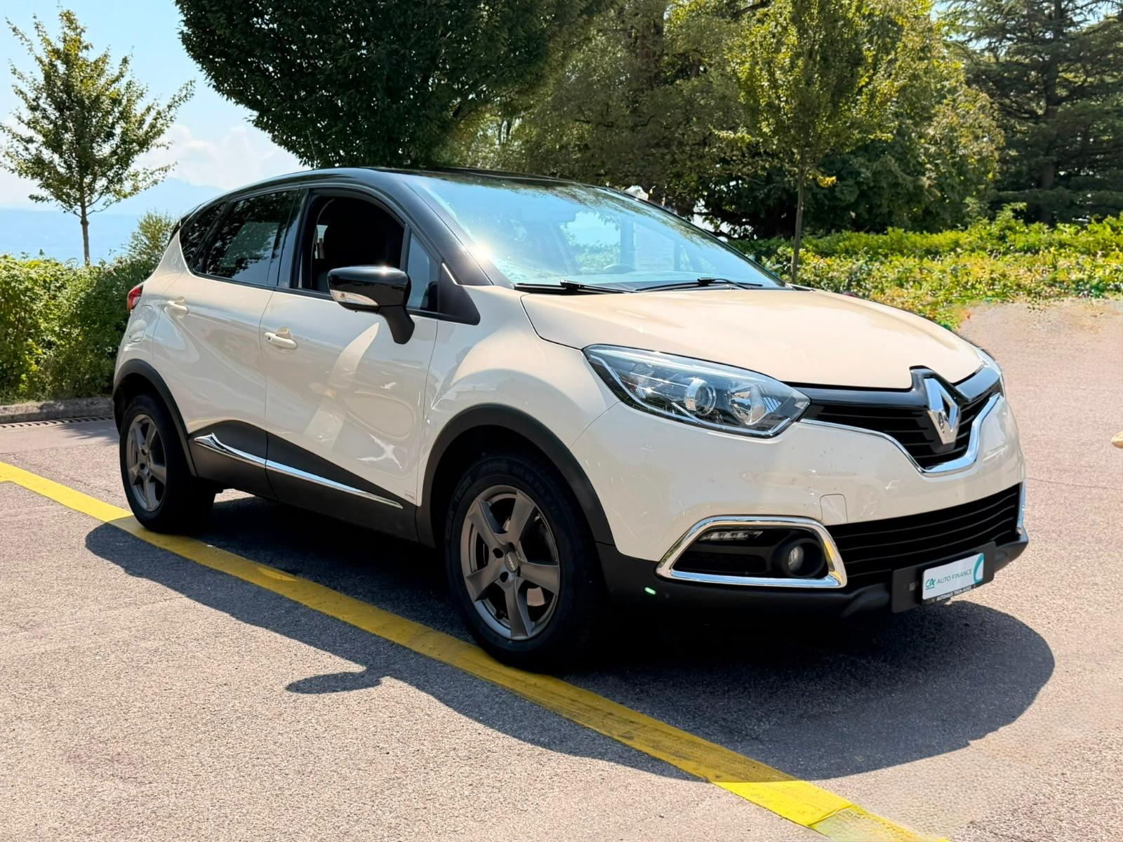 RENAULT Captur 1.2 T 16V Dynamique EDC-image-7
