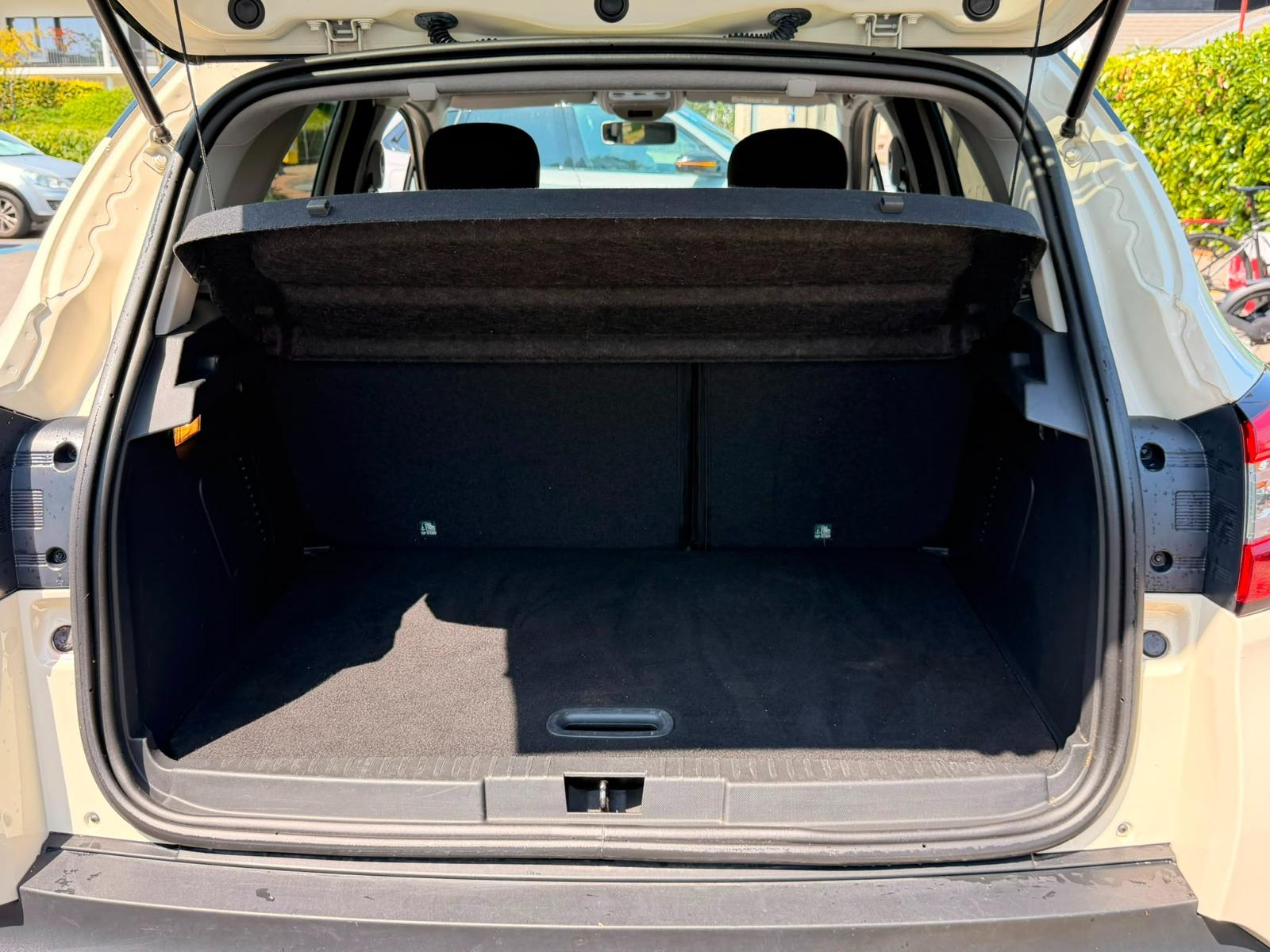 RENAULT Captur 1.2 T 16V Dynamique EDC-image-23