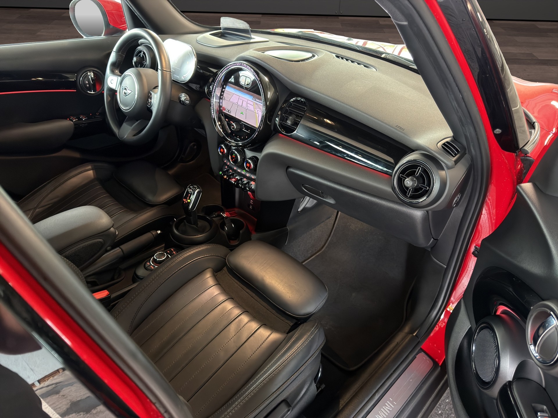 MINI Cooper Multitone Edition Steptronic DKG-image-12