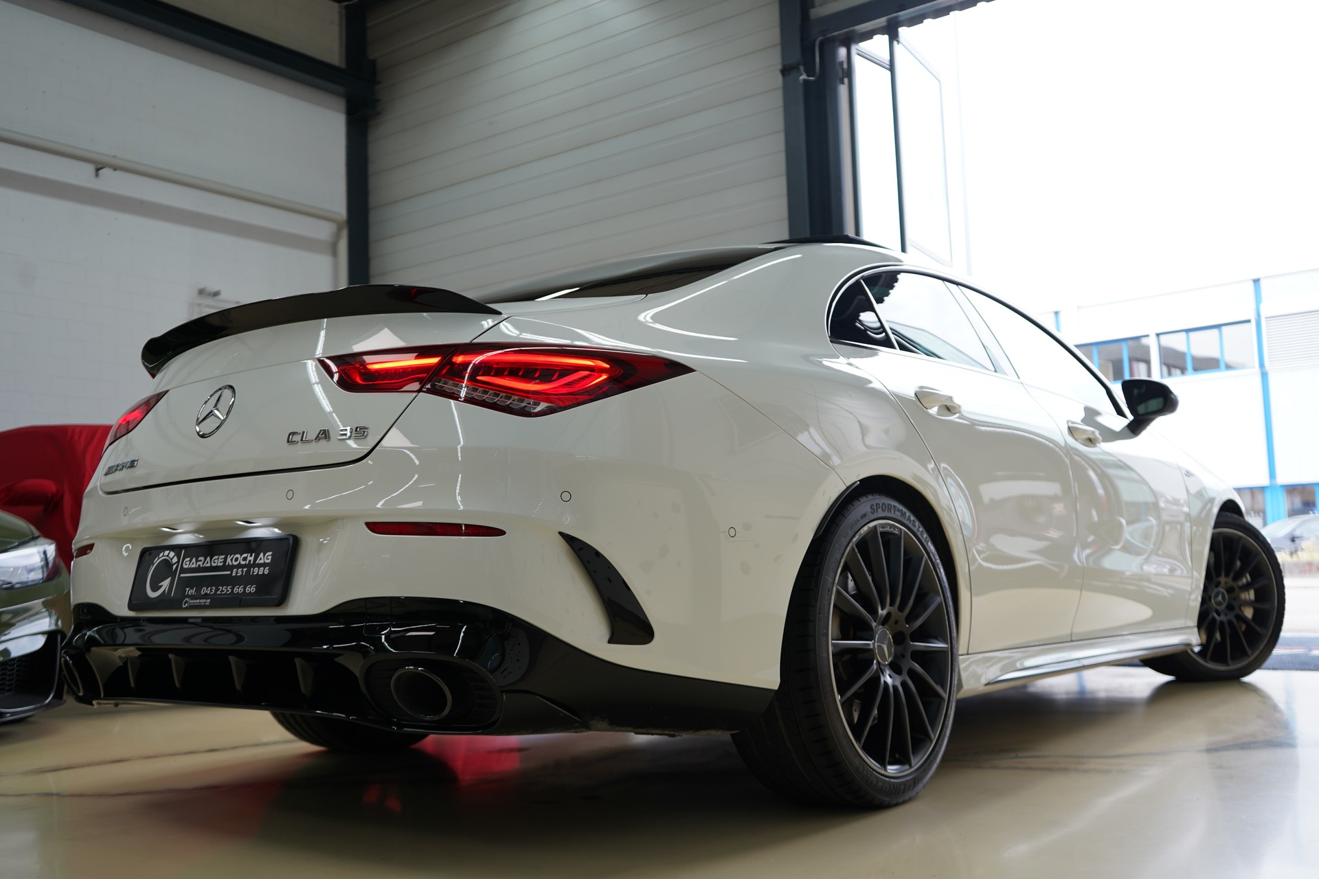 MERCEDES-BENZ CLA 35 AMG 4Matic 7G-DCT-image-9