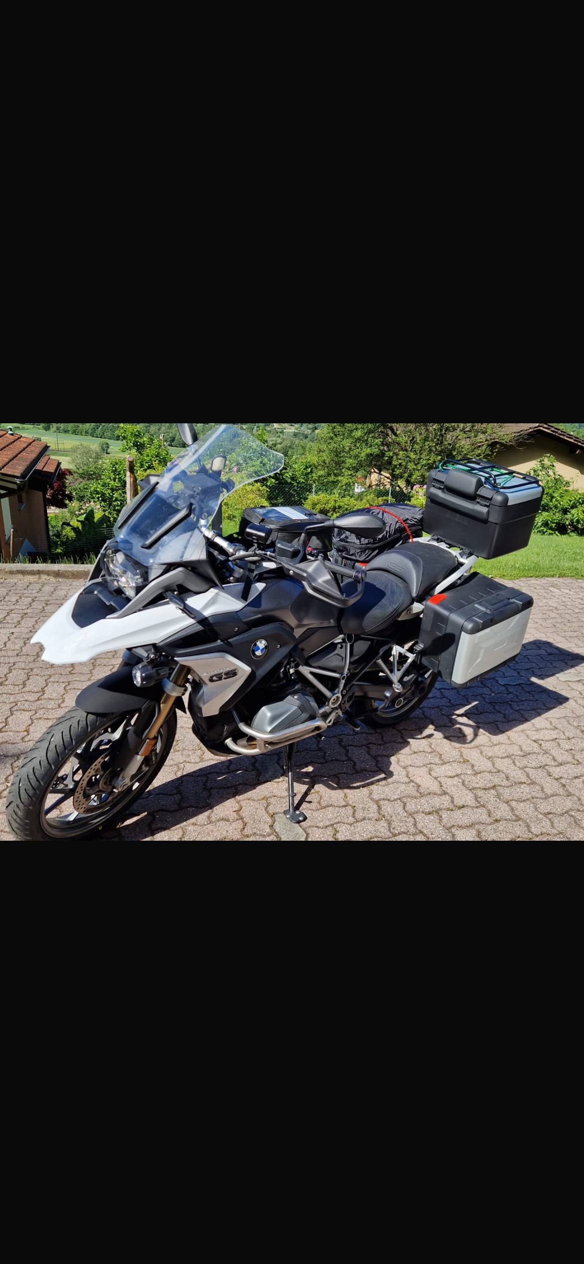 BMW R 1250 GS-image-0