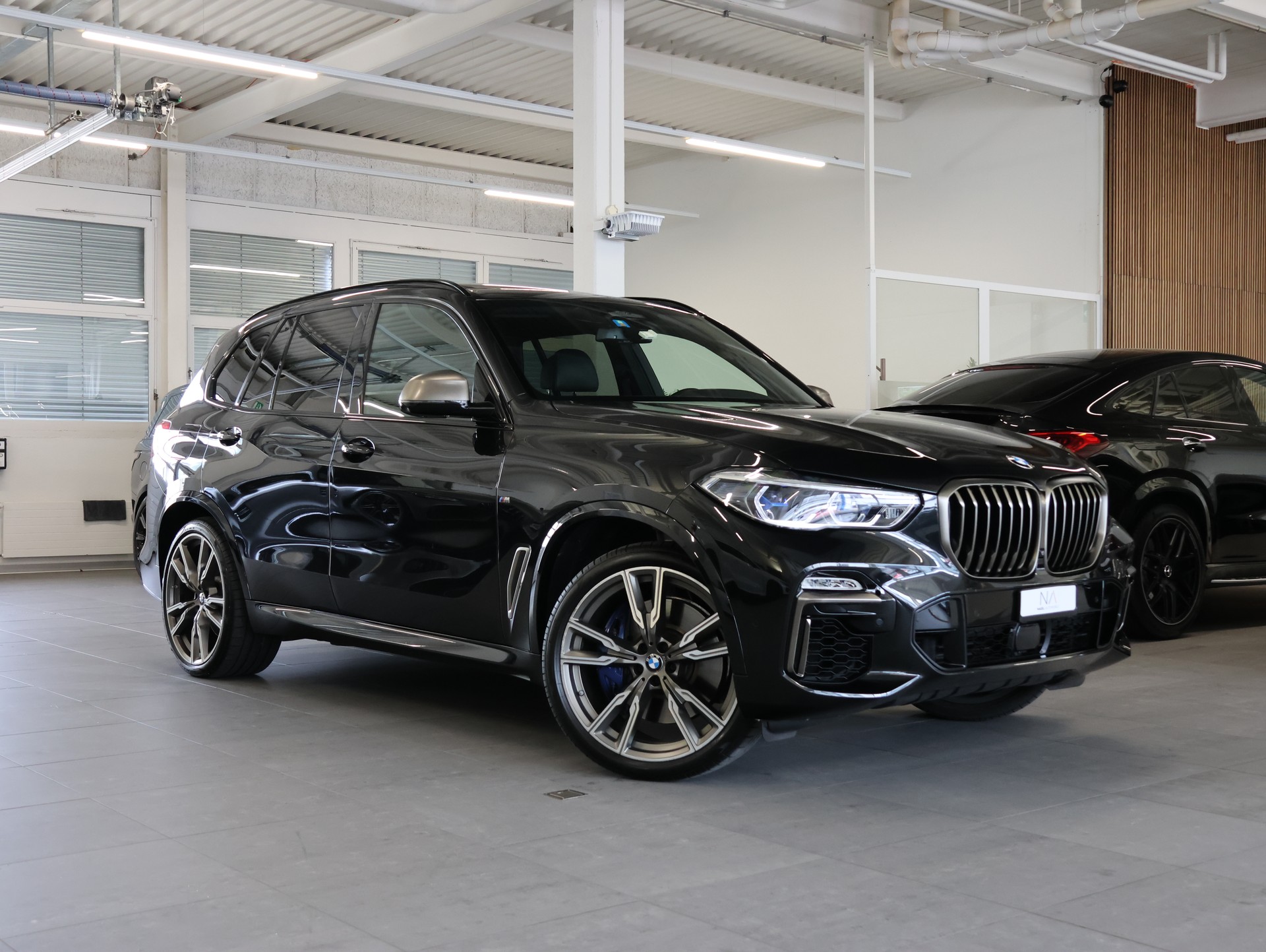 BMW X5 xDrive M50i Steptronic *BLACK-SAPPHIRE LACKIERUNG*