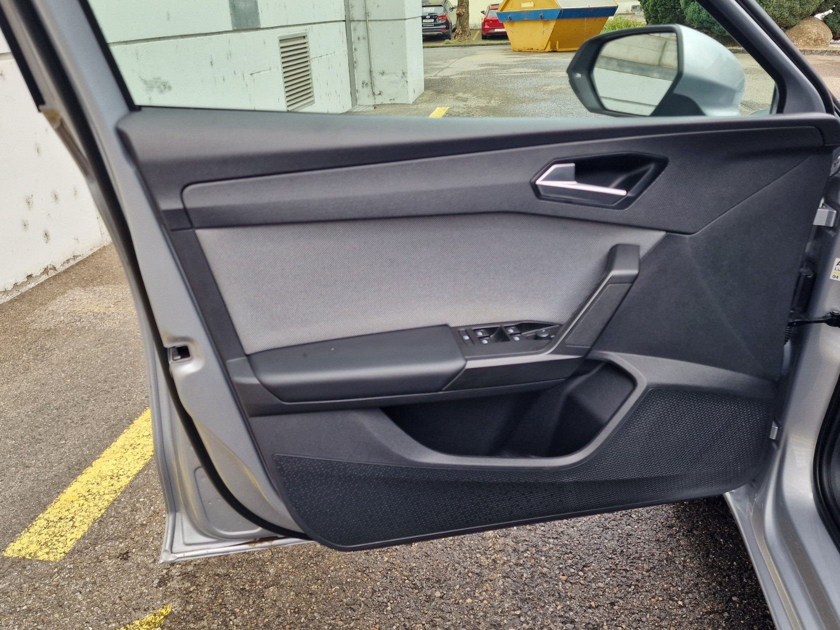SEAT Leon 1.0 eTSI mHEV Style-image-6