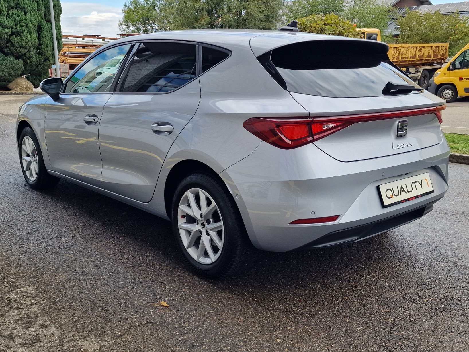 SEAT Leon 1.0 eTSI mHEV Style-image-5