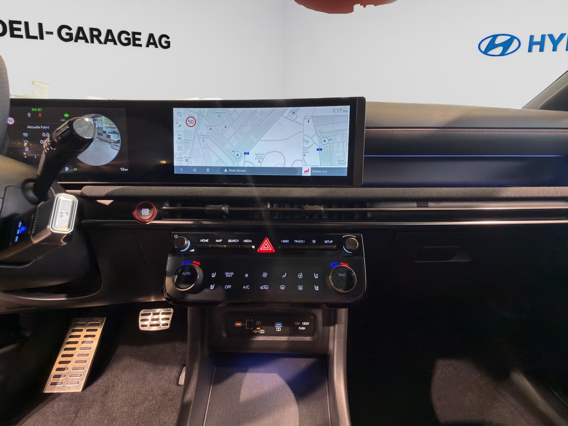HYUNDAI Tucson 1.6 TGDI HEV N-Line 4WD-image-14