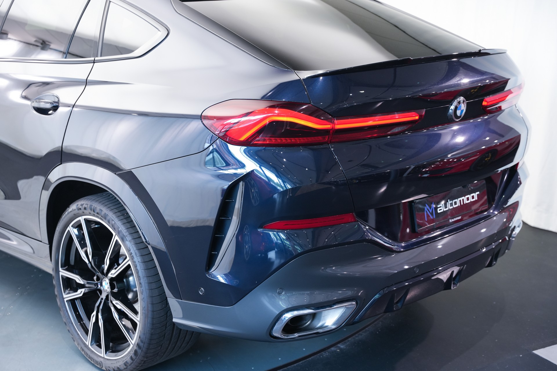 BMW X6 xDrive 48V 40d M Sport Steptronic *Integral Lenkung* *AHK* *Iconic Glow*-image-48