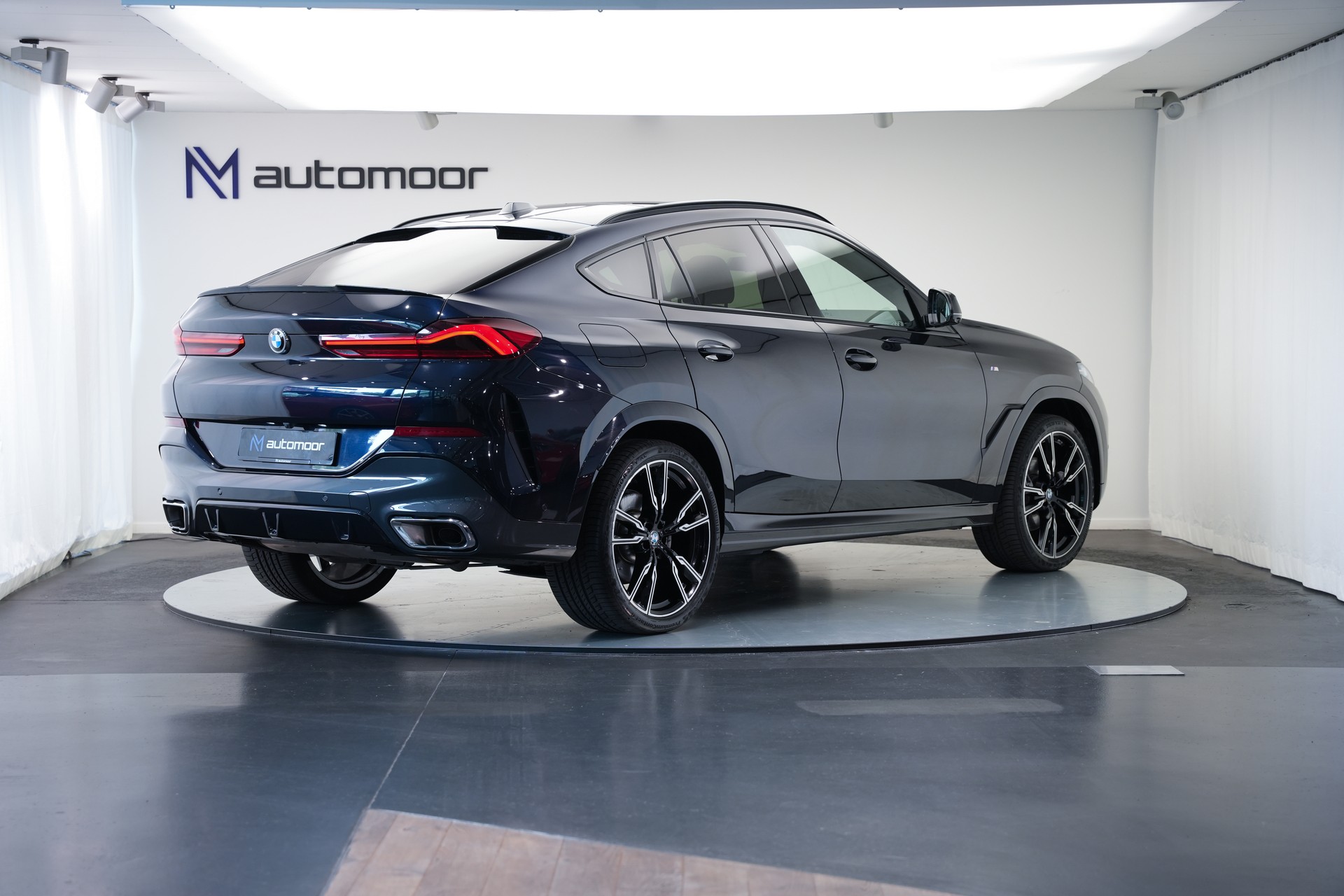 BMW X6 xDrive 48V 40d M Sport Steptronic *Integral Lenkung* *AHK* *Iconic Glow*-image-4
