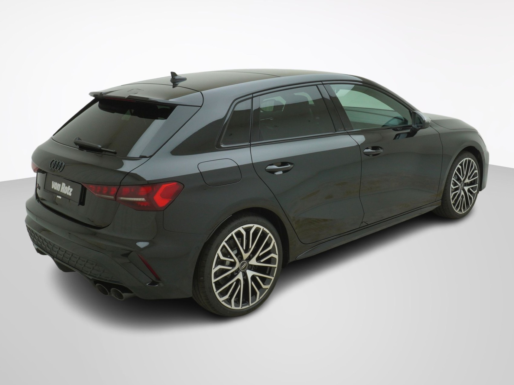 AUDI S3 Sportback 2.0 T FSI quattro S-Tronic-image-5