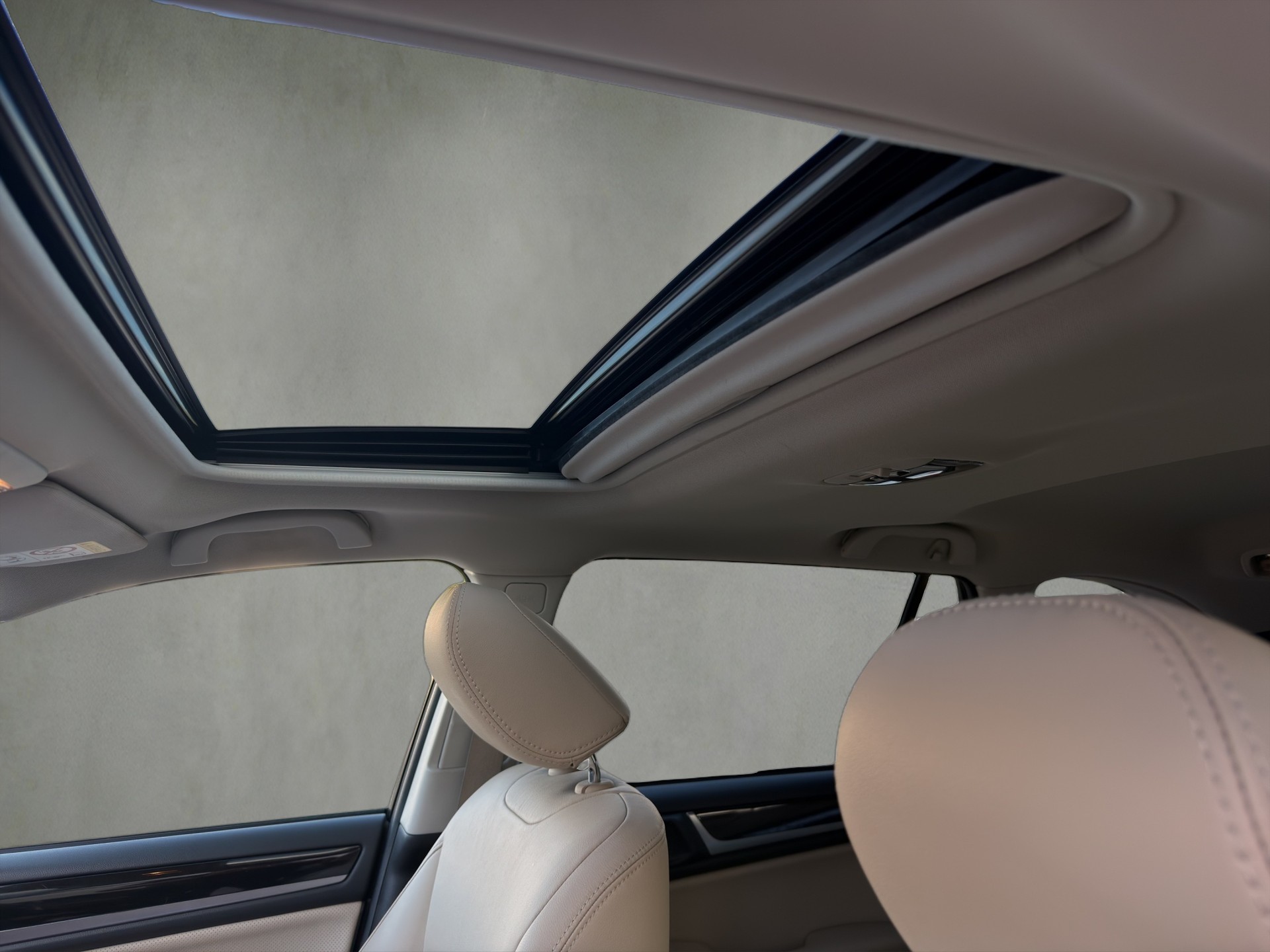 SUBARU Outback 2.5i Luxury AWD Lineartronic-image-13