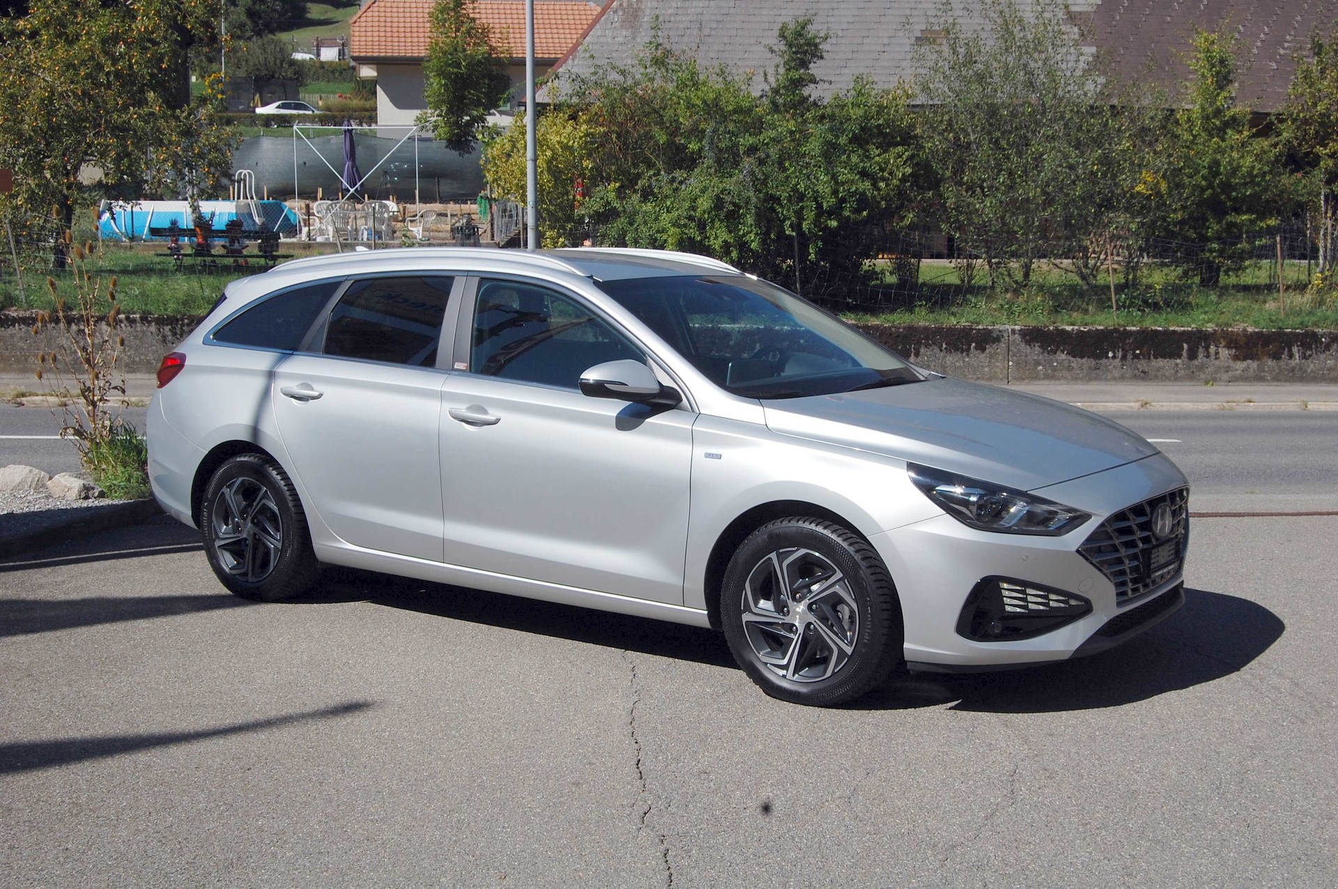 HYUNDAI i30 Wagon 1.5 T-GDi Amplia 48V MH DCT-showroom-element-3