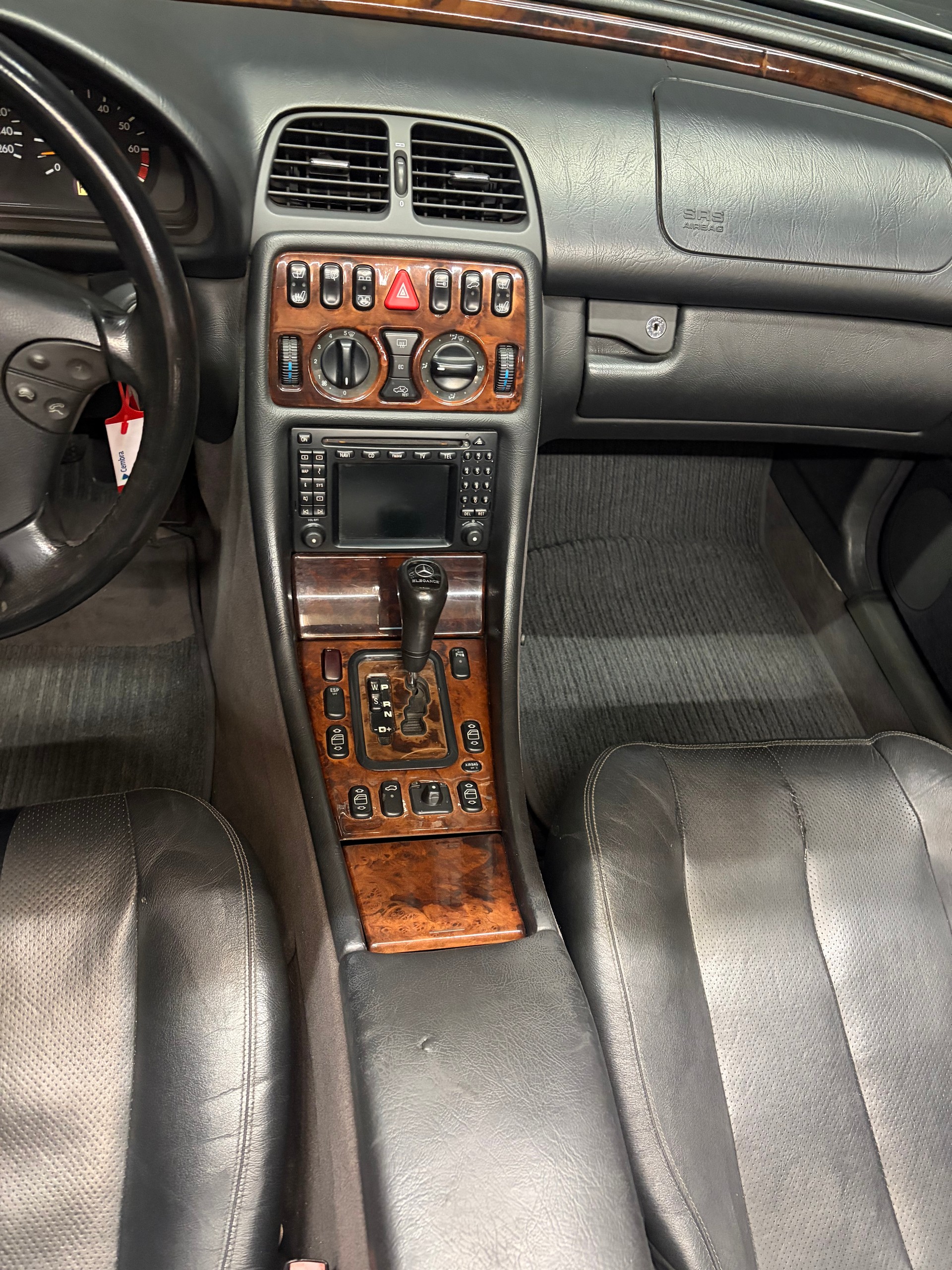 MERCEDES-BENZ CLK 320 Avantgarde Automatic-image-11