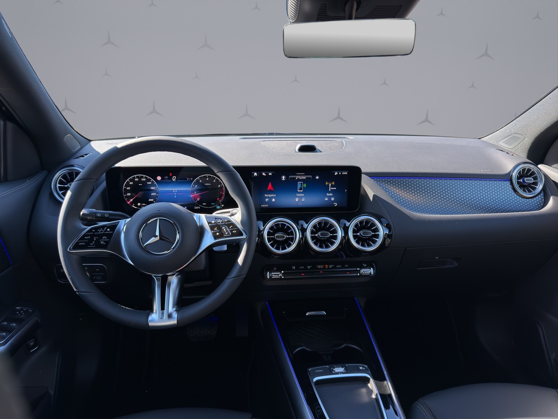 MERCEDES-BENZ GLA-Klasse H247 GLA 250 Swiss Star Progressive 4matic-image-13