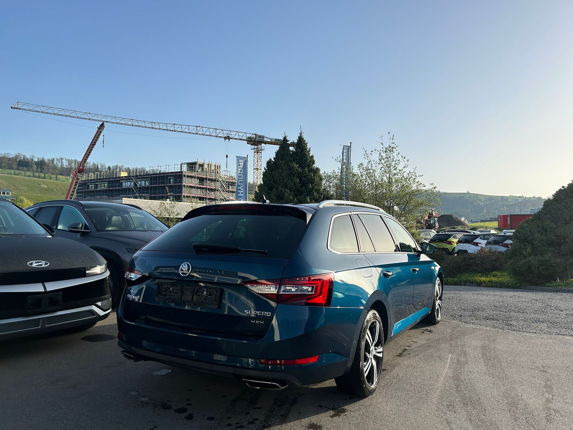 SKODA Superb Combi 2.0 TSI L&K DSG 4x4-showroom-element-3
