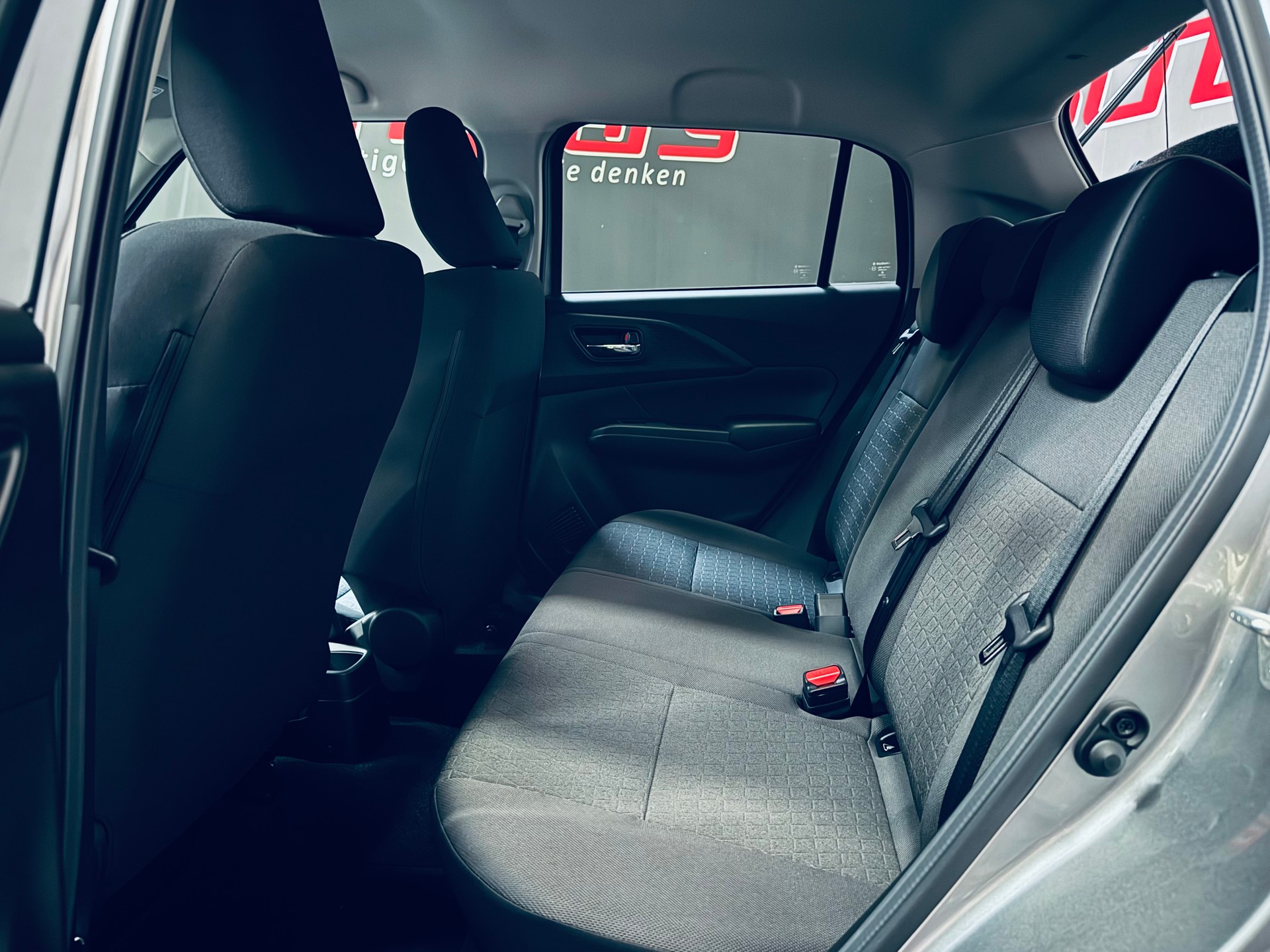 SUZUKI Swift 1.2 Compact+ Hybrid 4x4-image-12